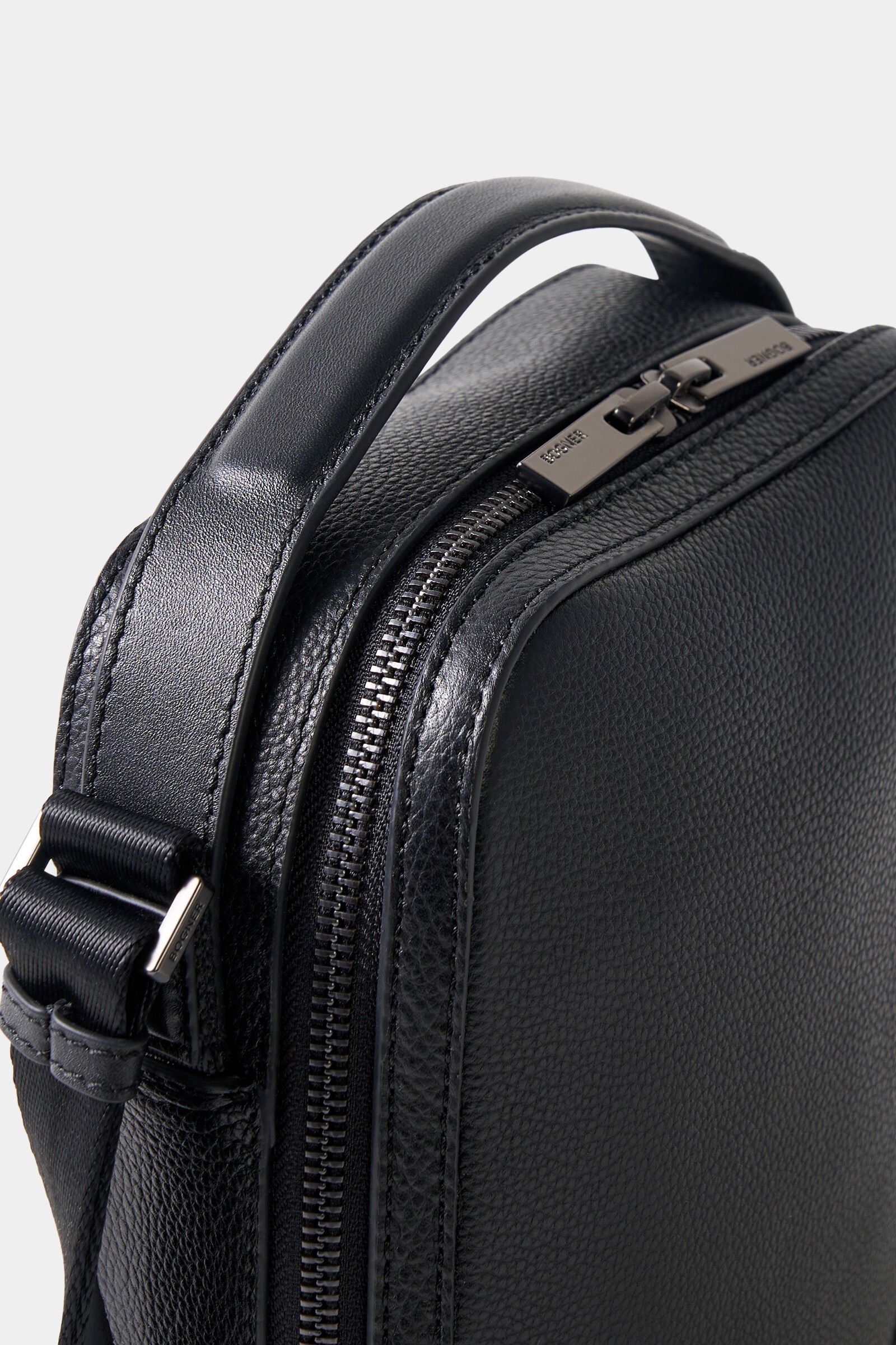 Schultertasche Kiroro Eugene Schwarz