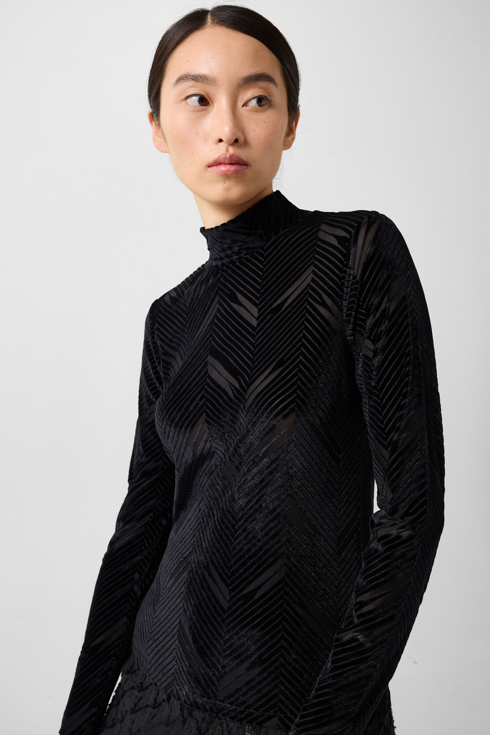 Cherie velvet long-sleeved top Black