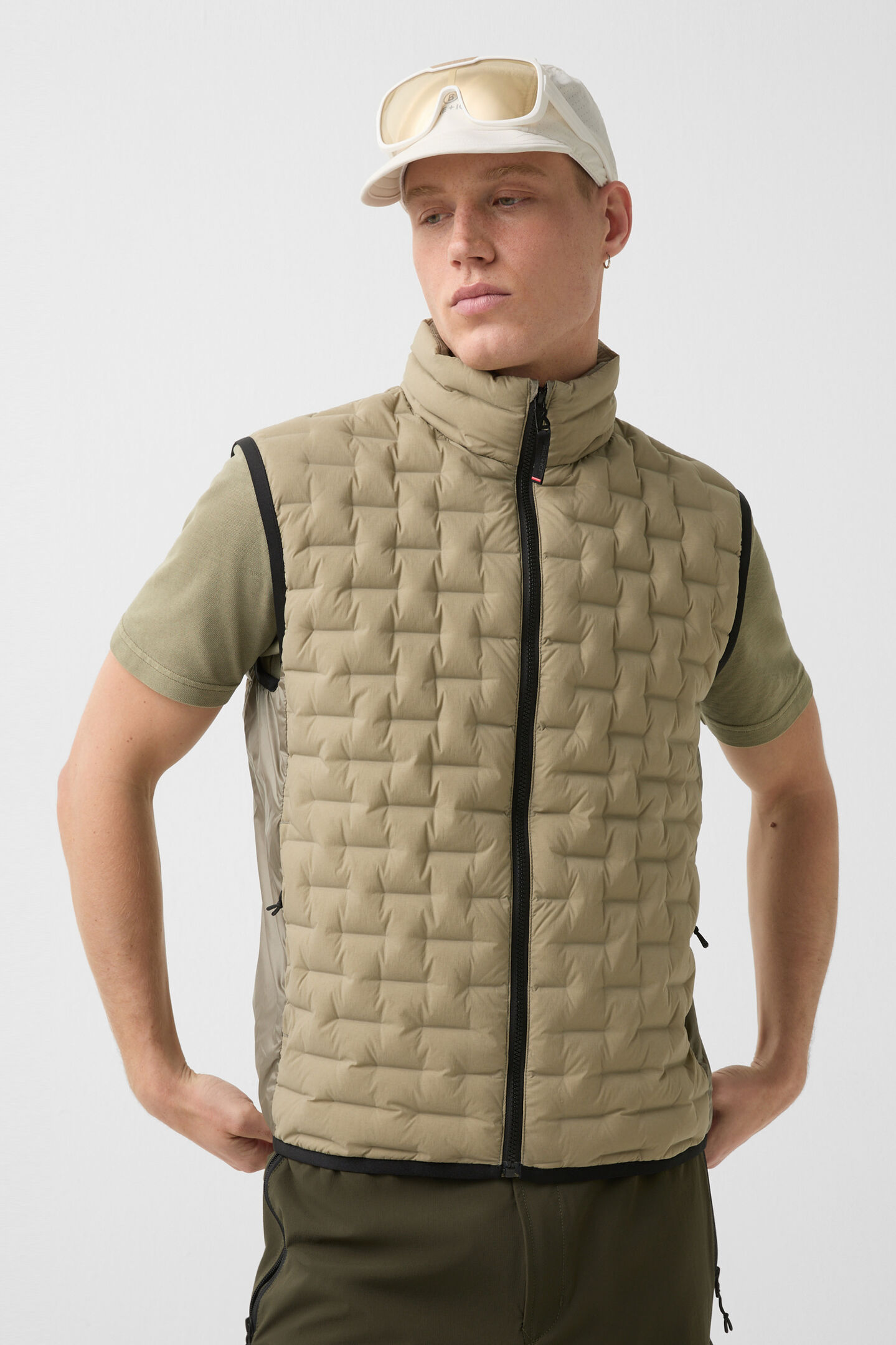 Gabriel lightweight down waistcoat Khaki