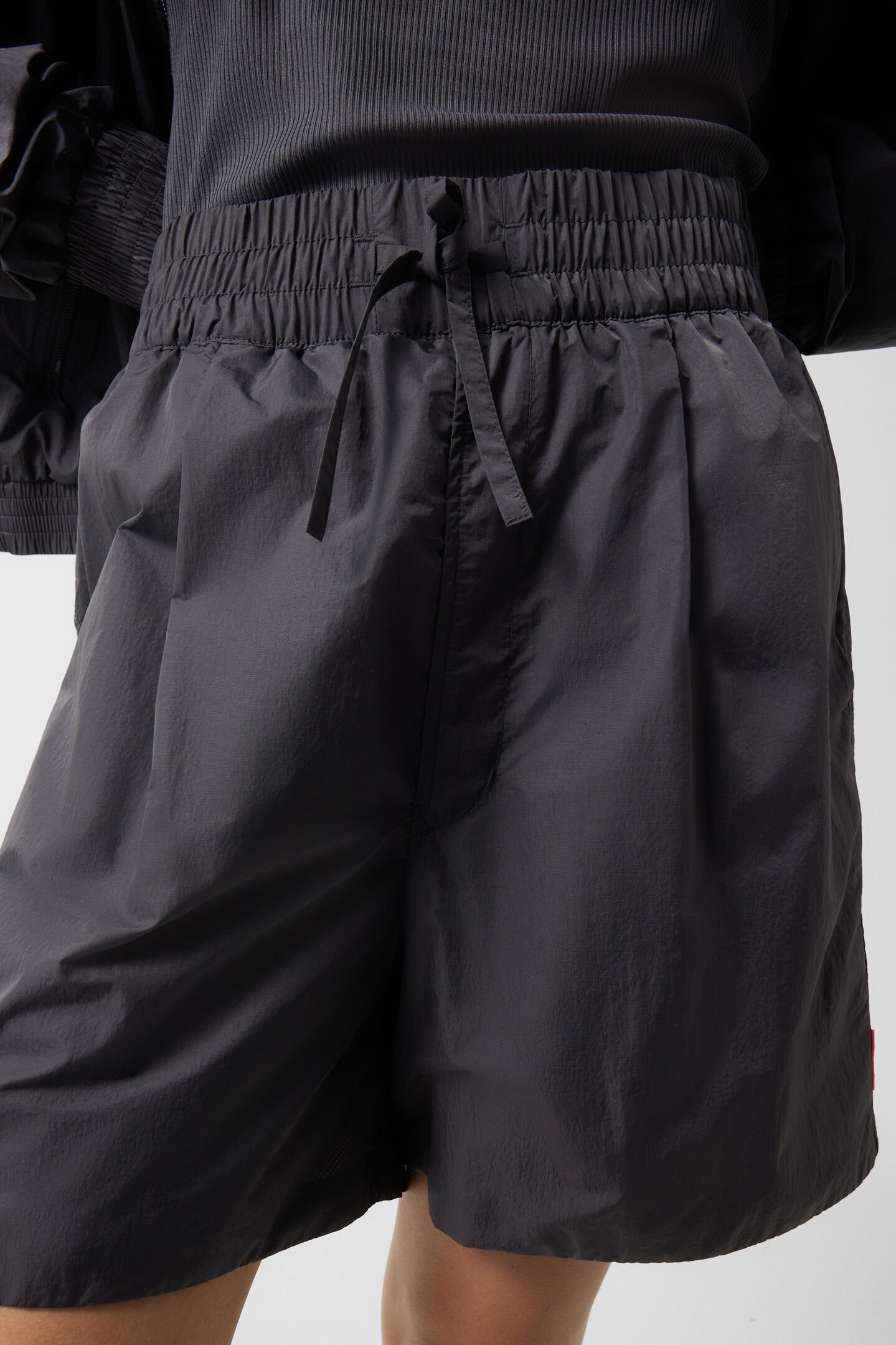 Chenoa functional shorts Anthracite