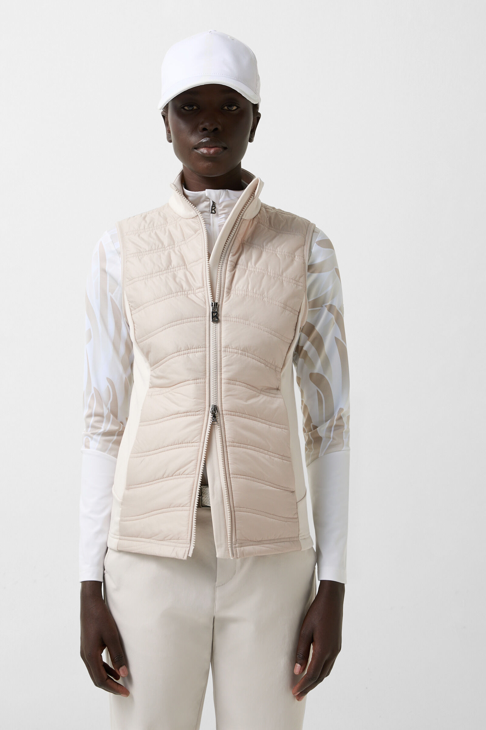 Fibi mid-layer hybrid waistcoat Sand