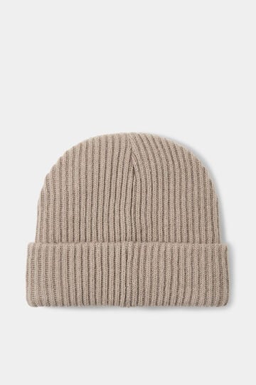 Gustav hat Greige Gustav hat Greige