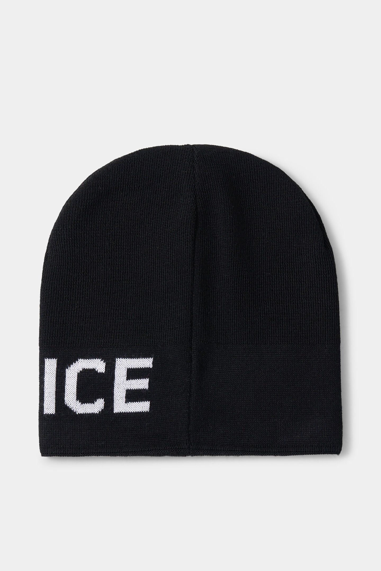 Jamie hat Black