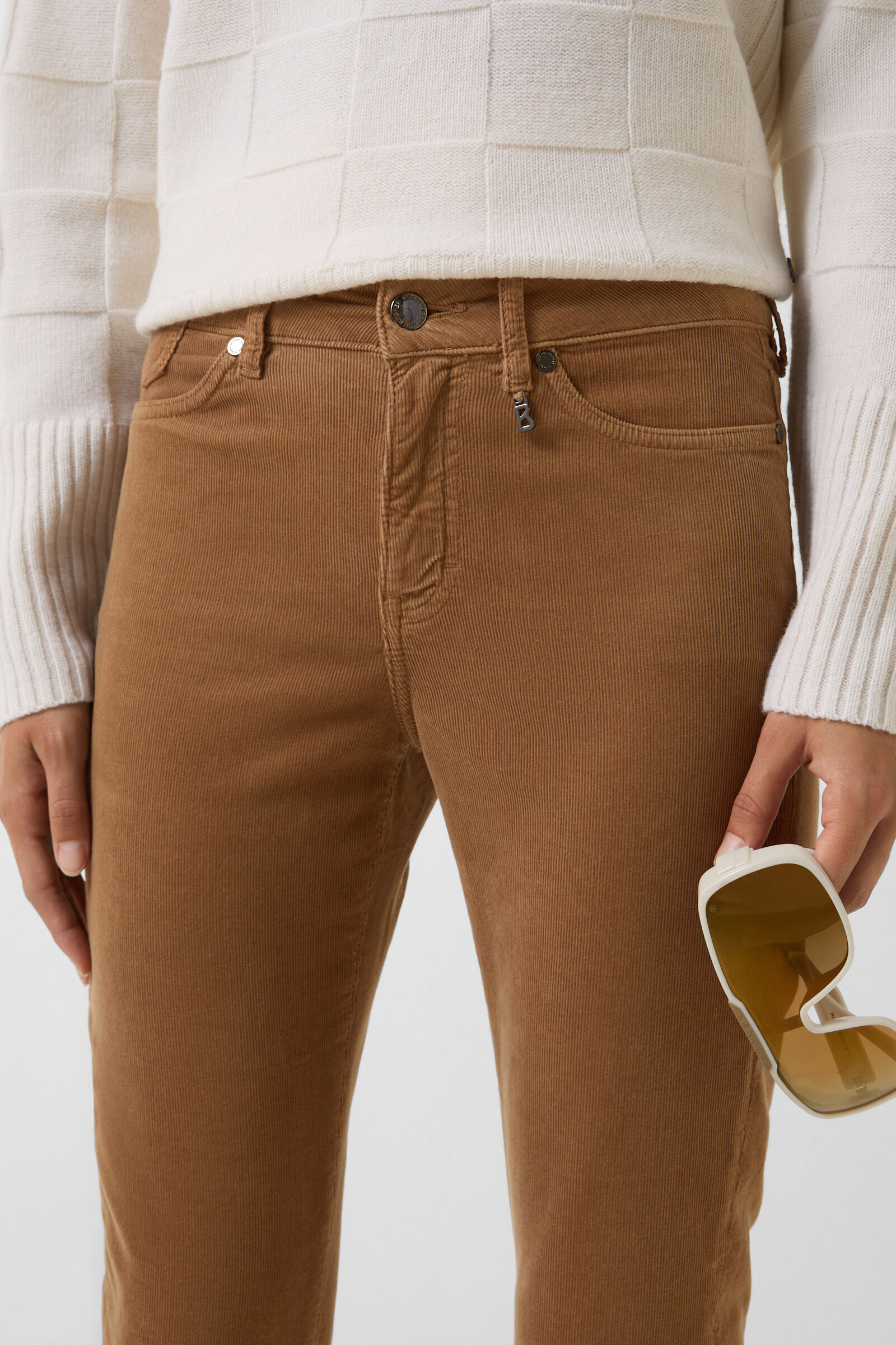 Julie 7/8 corduroy trousers Hazel