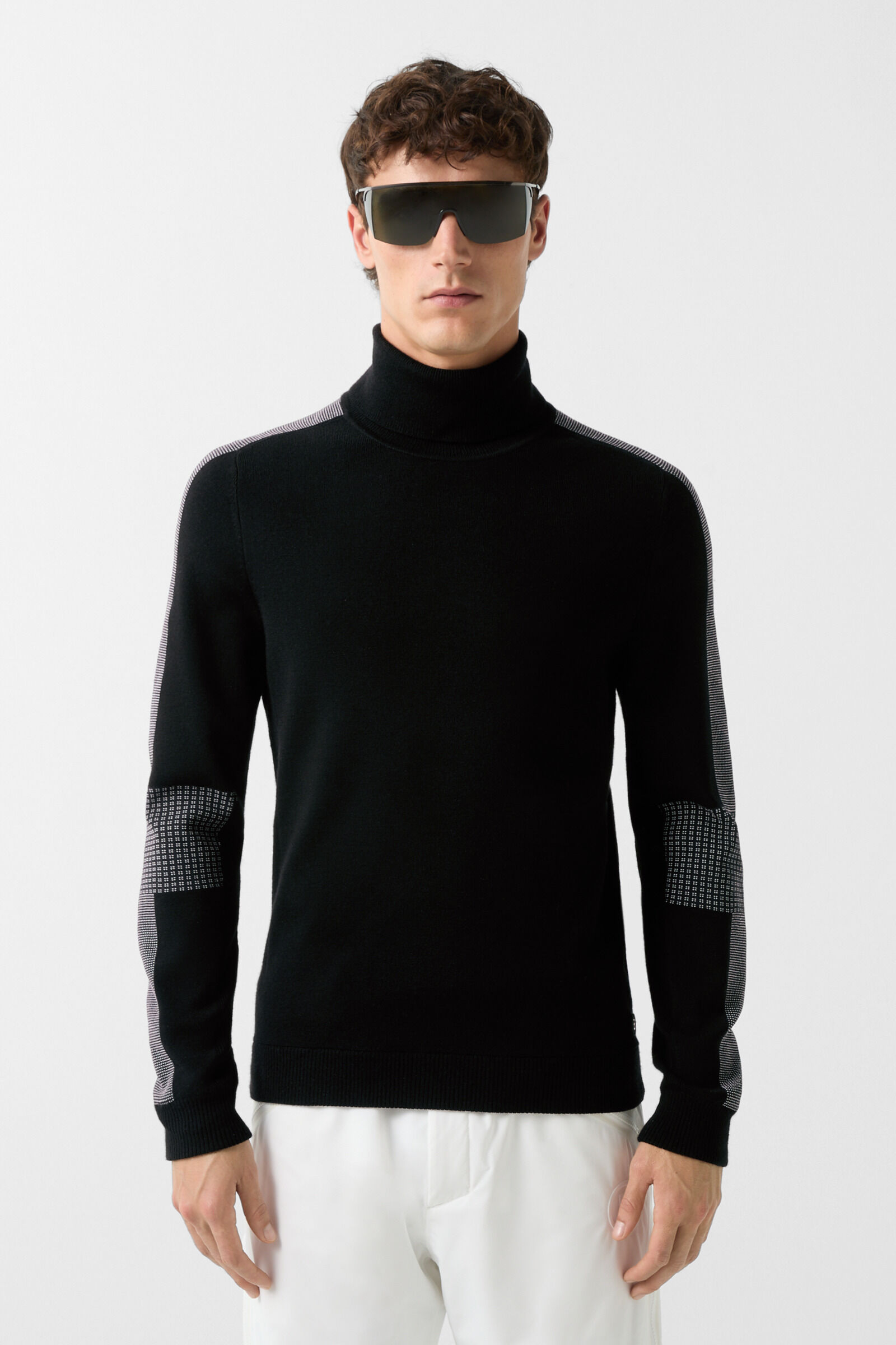 Emil turtleneck jumper Black