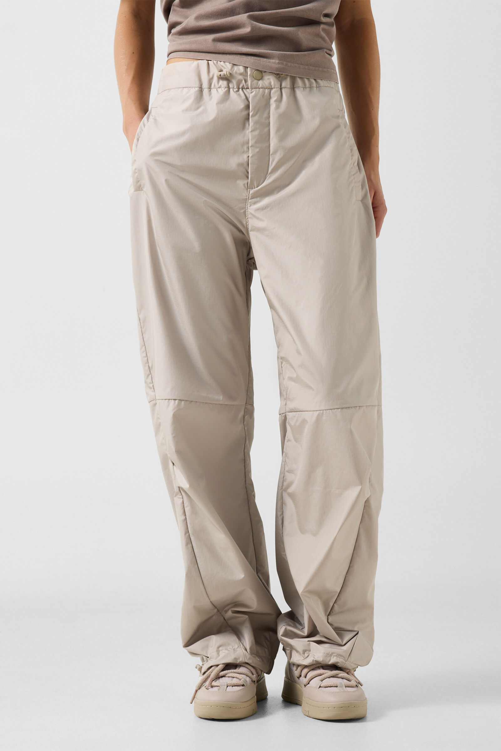 Deleen functional trousers Beige