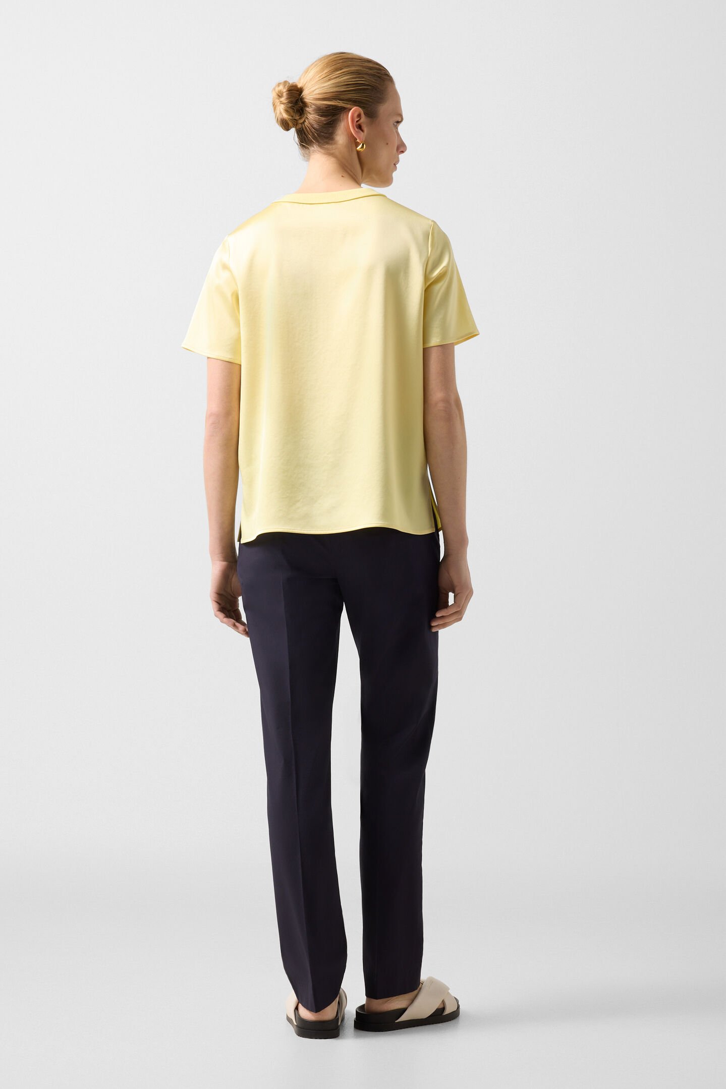 Pleated trousers Abbie Navy blue