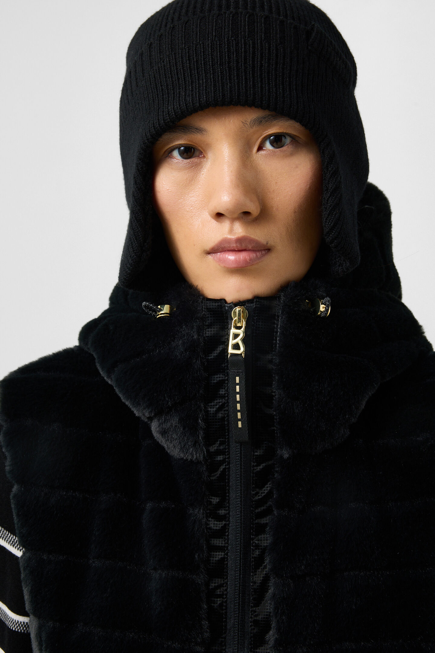 Faux-Fur-Daunenweste Manda Schwarz
