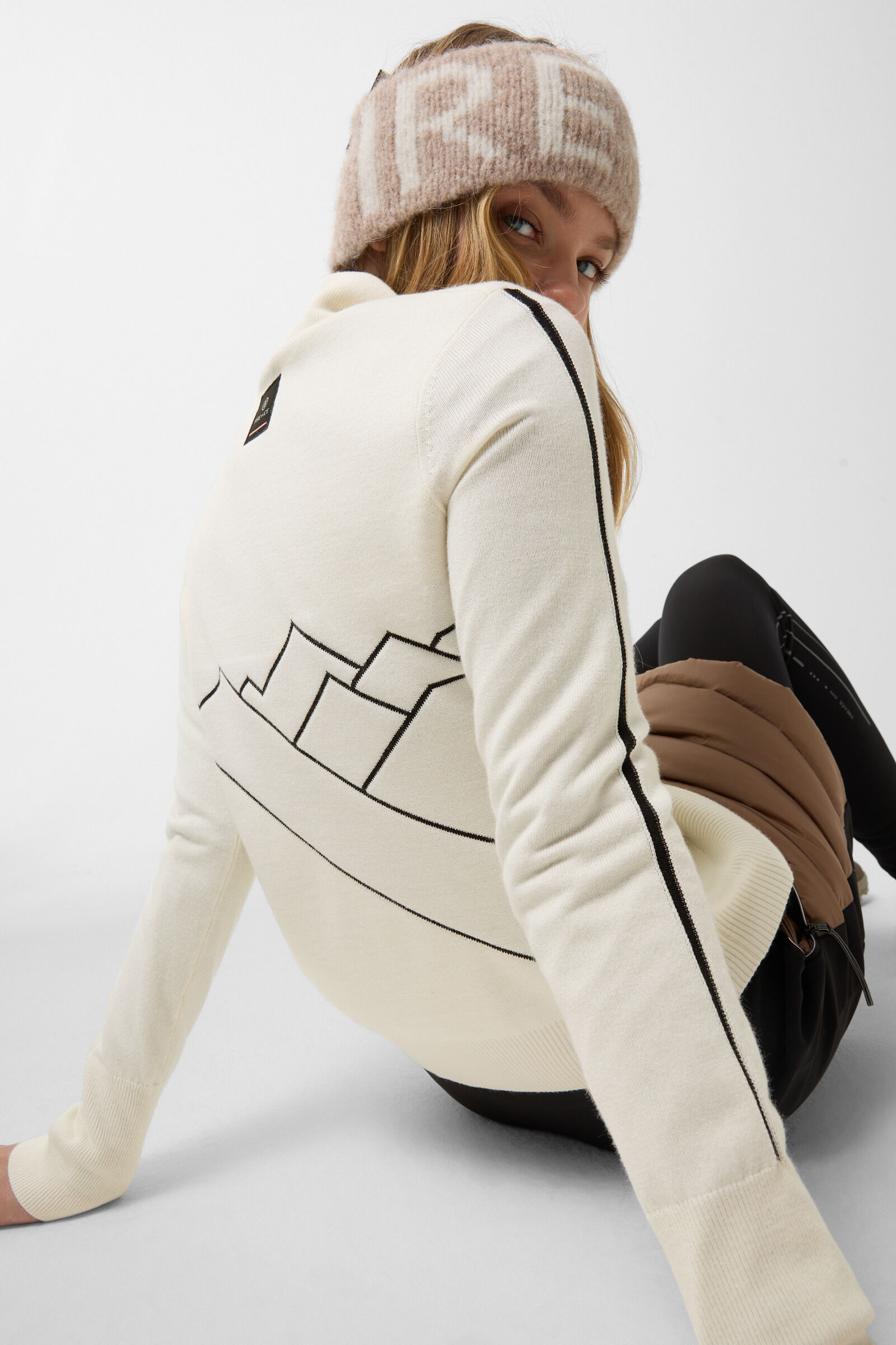 Knitted troyer Azra Off-White