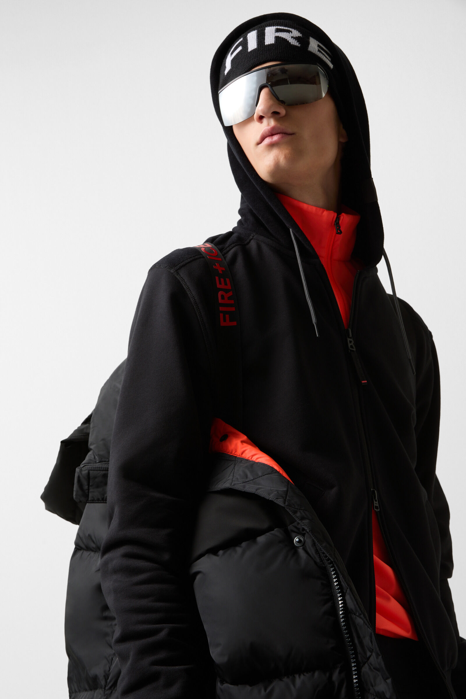 Walt down coat Black