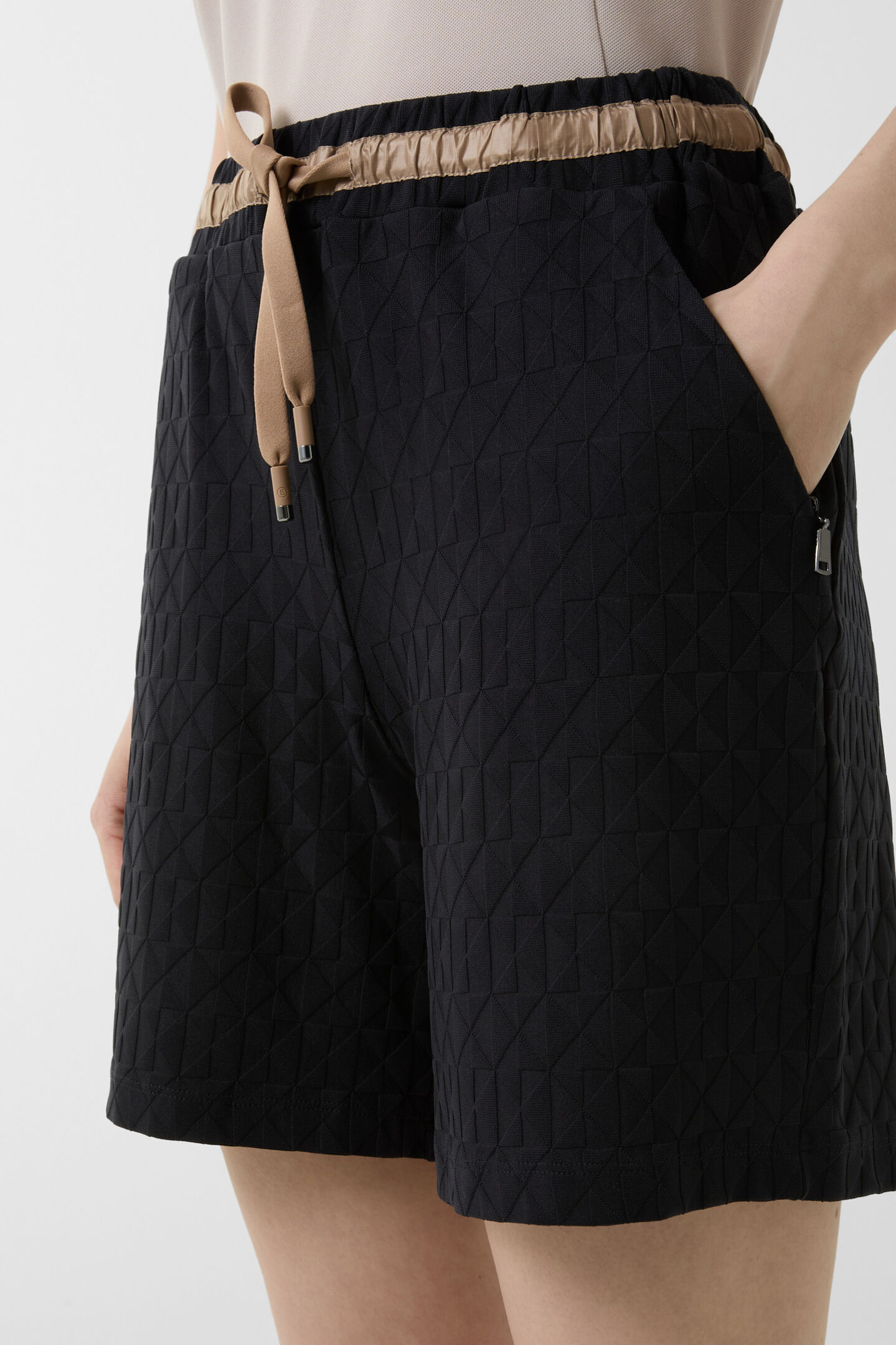 Sila sweat shorts Black