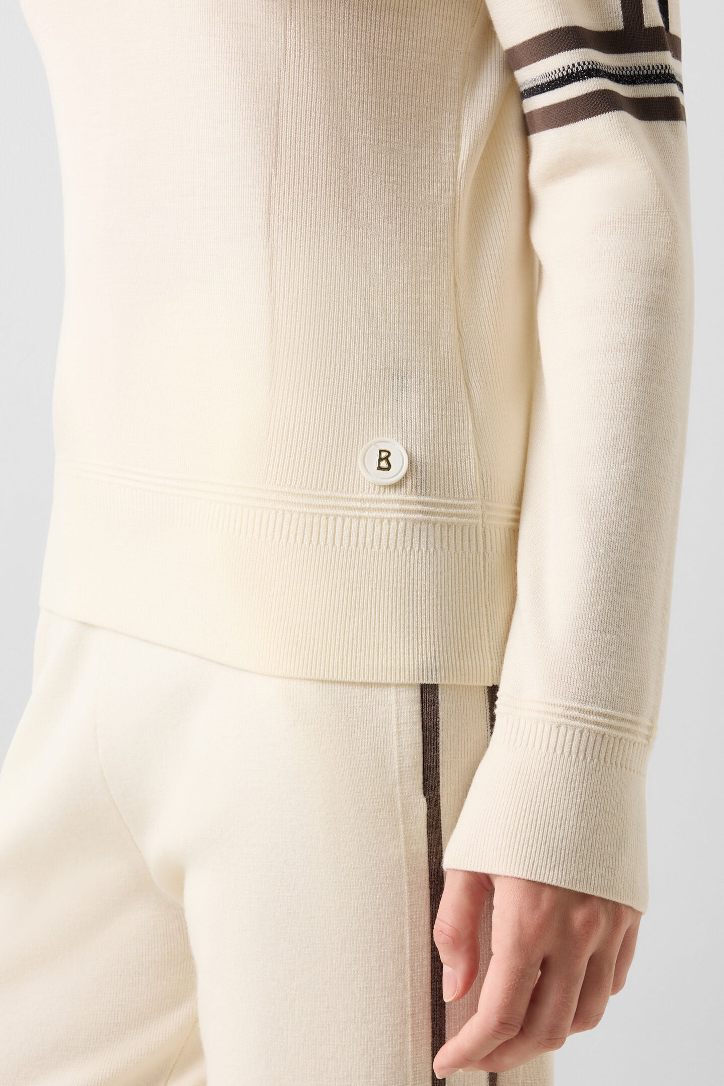 Schurwoll-Pullover Louise Off-White/Braun