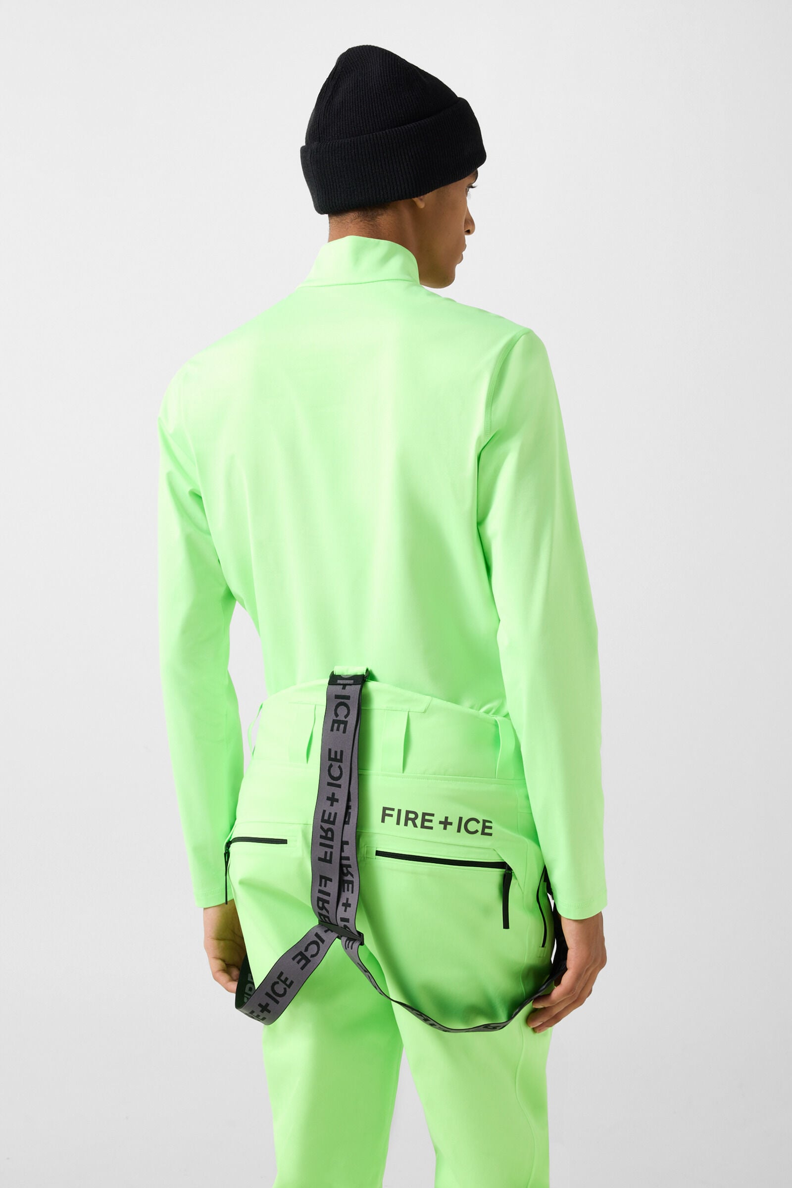 Premi&egrave;re couche Pascal Vert fluo