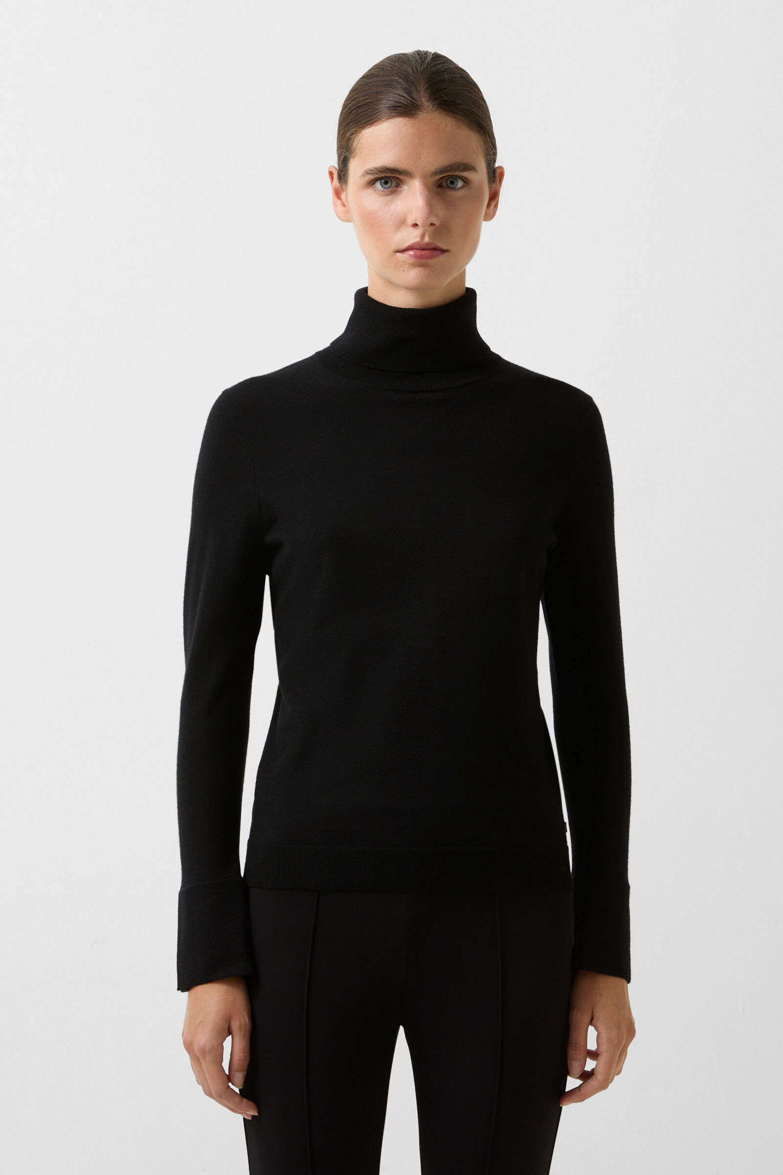 Vinny turtleneck jumper Black