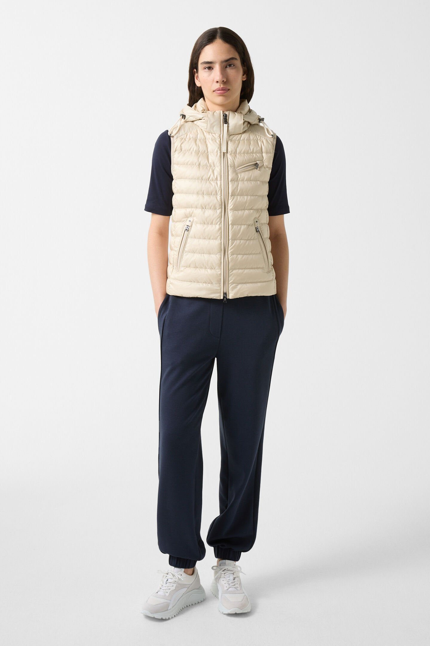 Florisa Lightweight down gilet Sand
