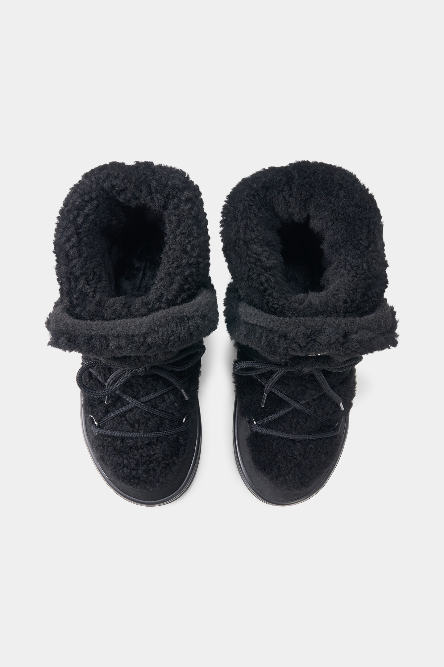 Snow Boots Chamonix mit Spikes Schwarz