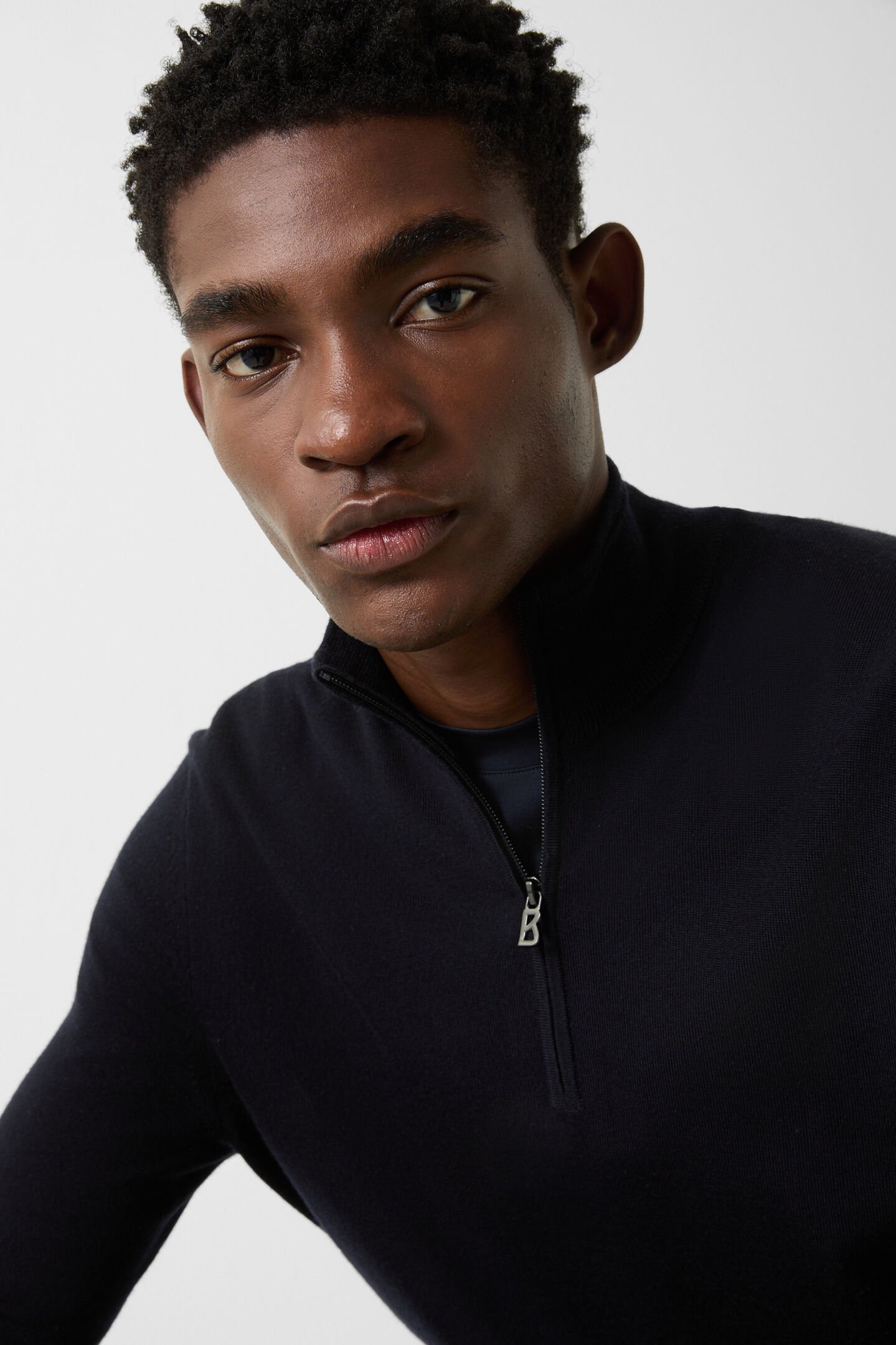 Schurwoll-Troyer Ouri Navy-Blau