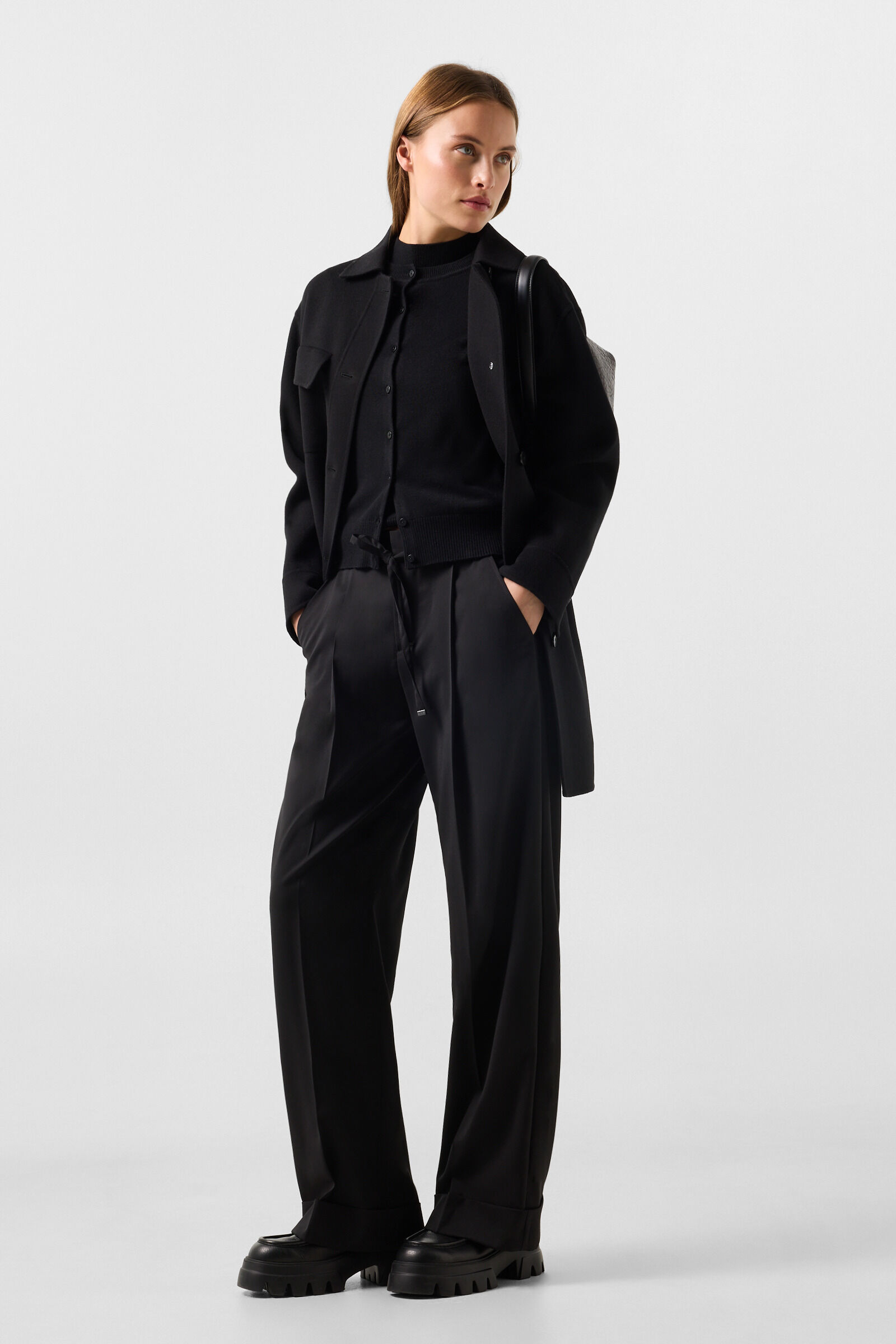 Azou virgin wool and silk knit jacket Black