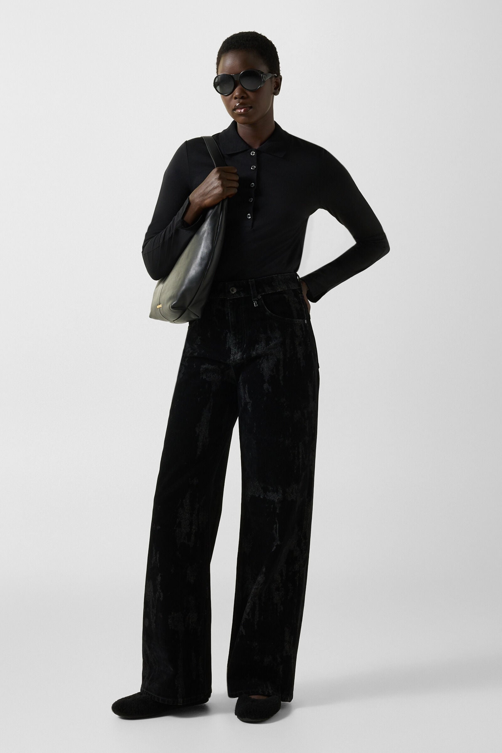 Lizzy Wide-Fit Jeans Black