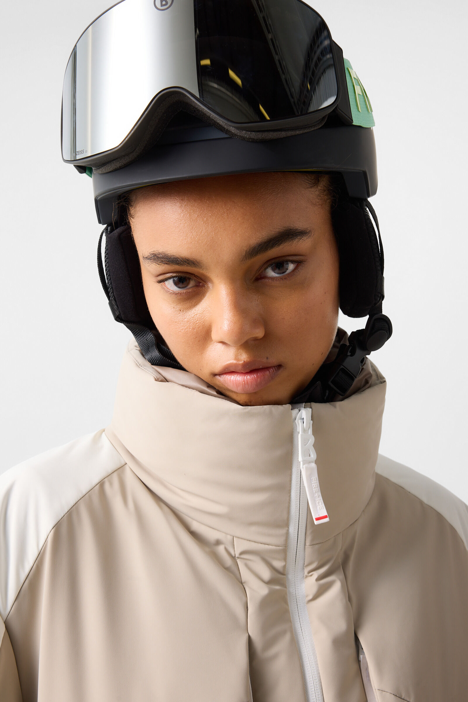 Sasha Ski Jacket Beige/Off-white