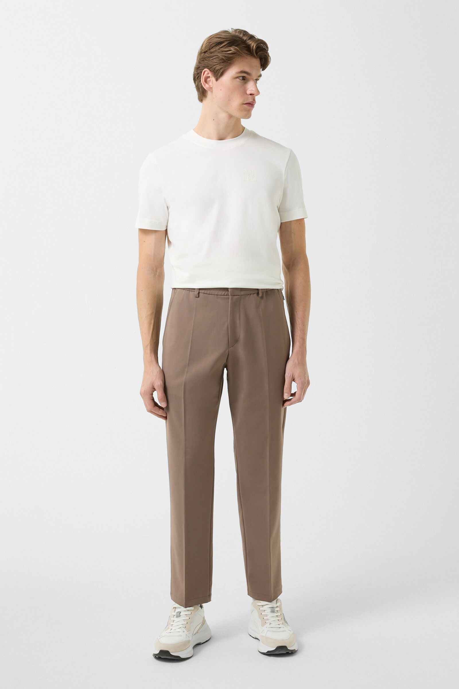 Pleated trousers Marcus Mud