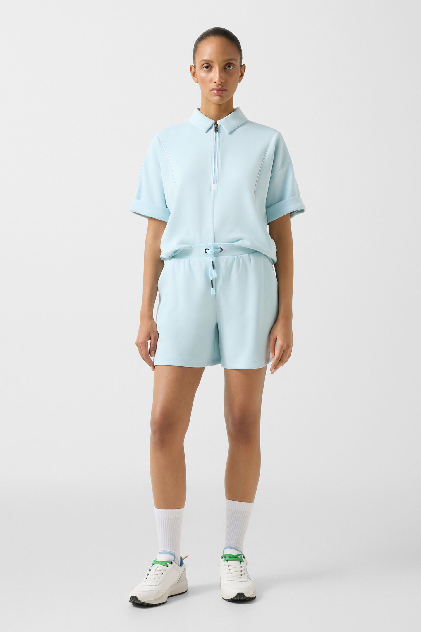 Alea sweatshorts Light blue