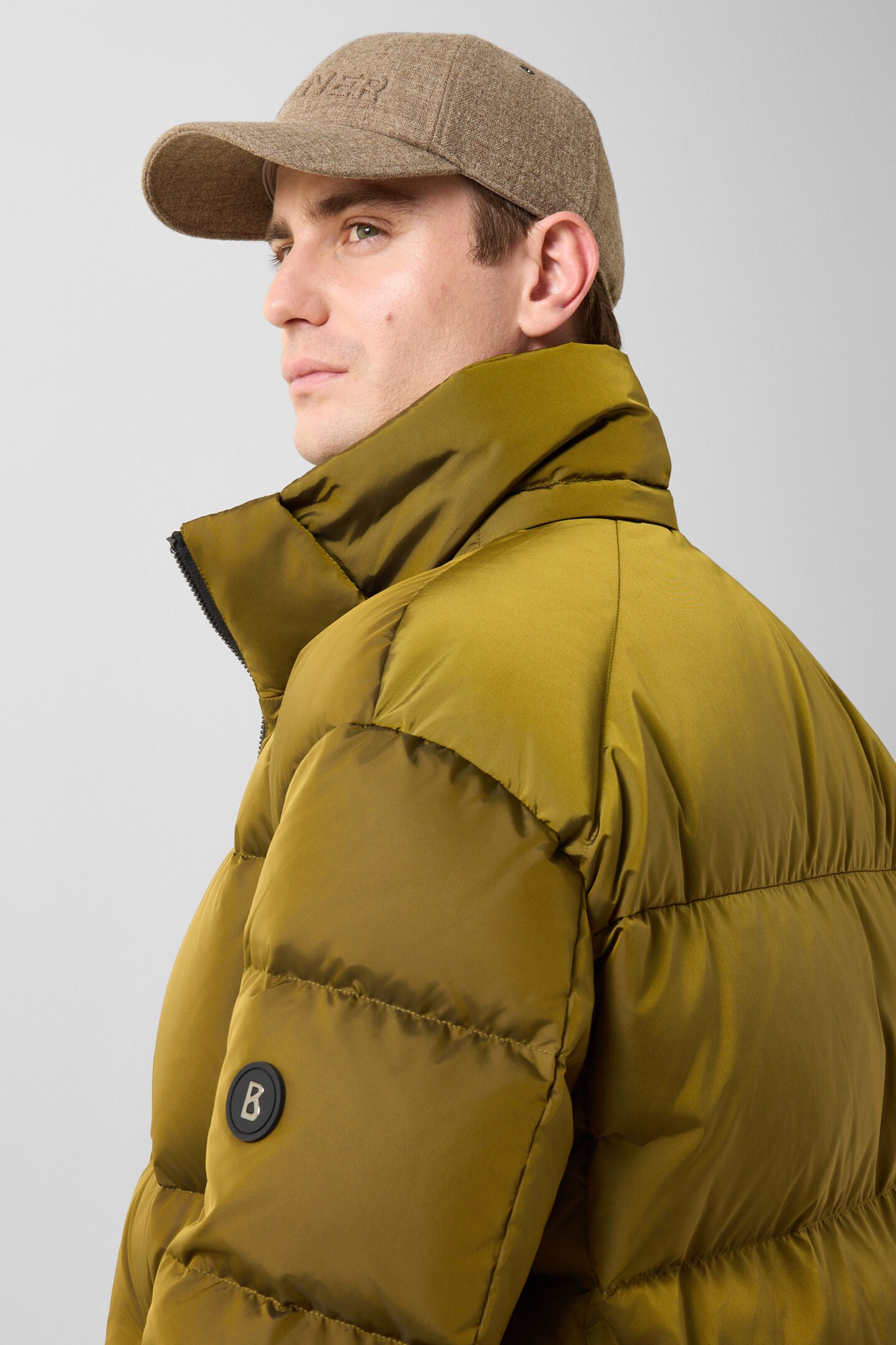Jones Down Jacket Olive