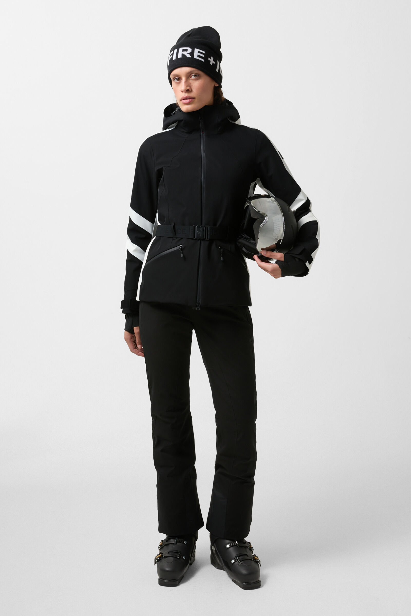Moia ski jacket Black/white