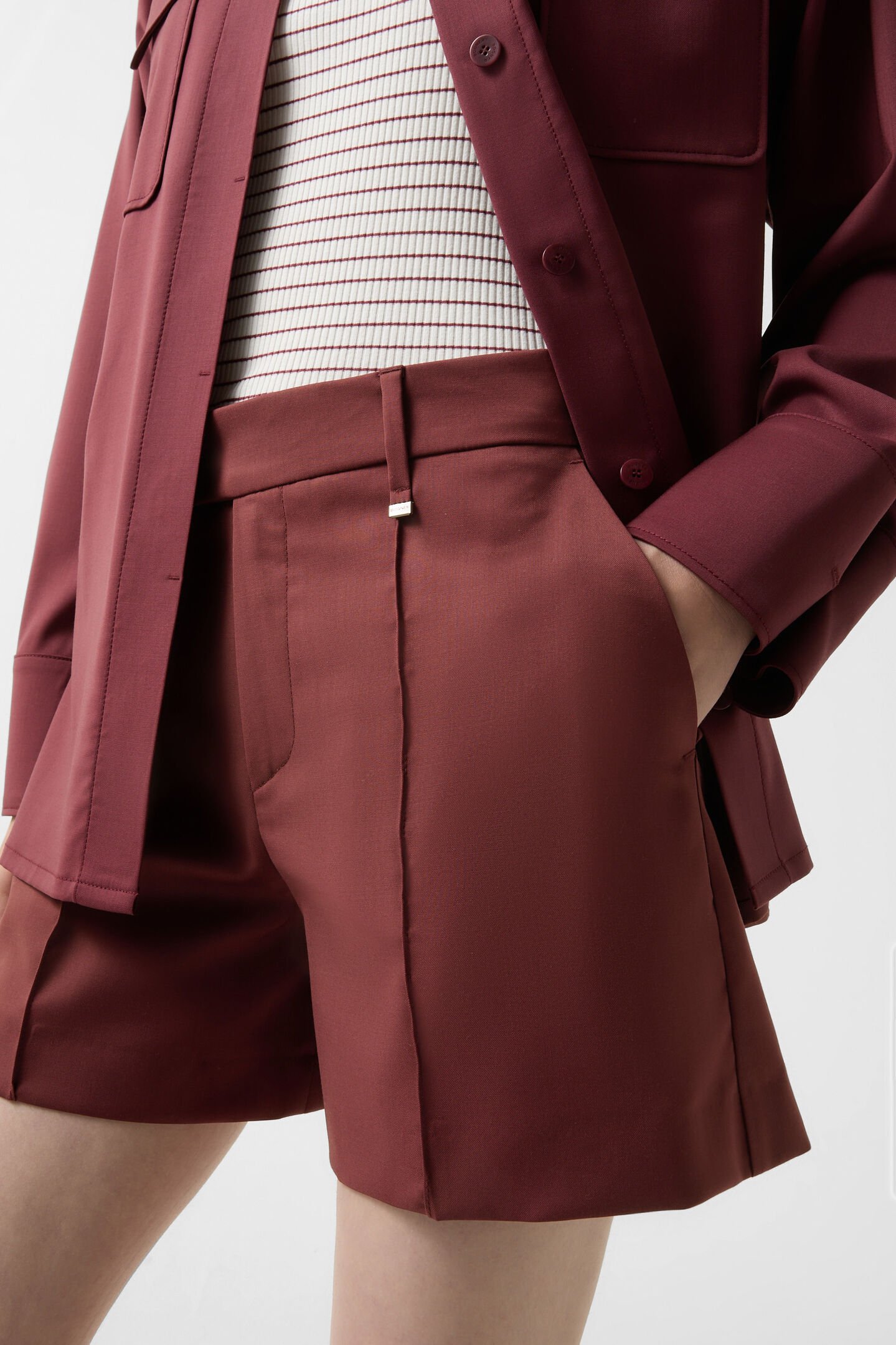 Jace shorts Wine red