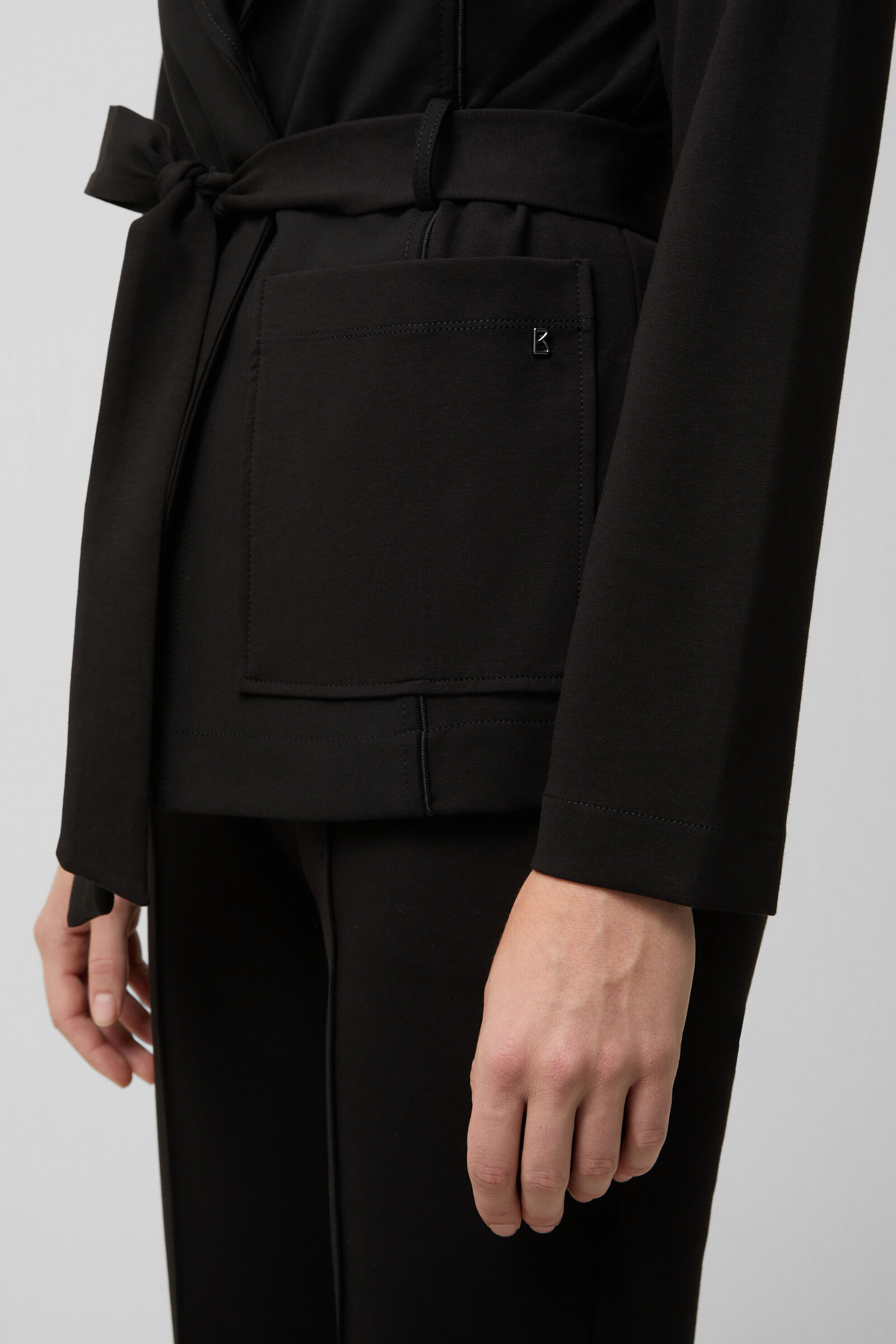 Benisha jersey blazer Black