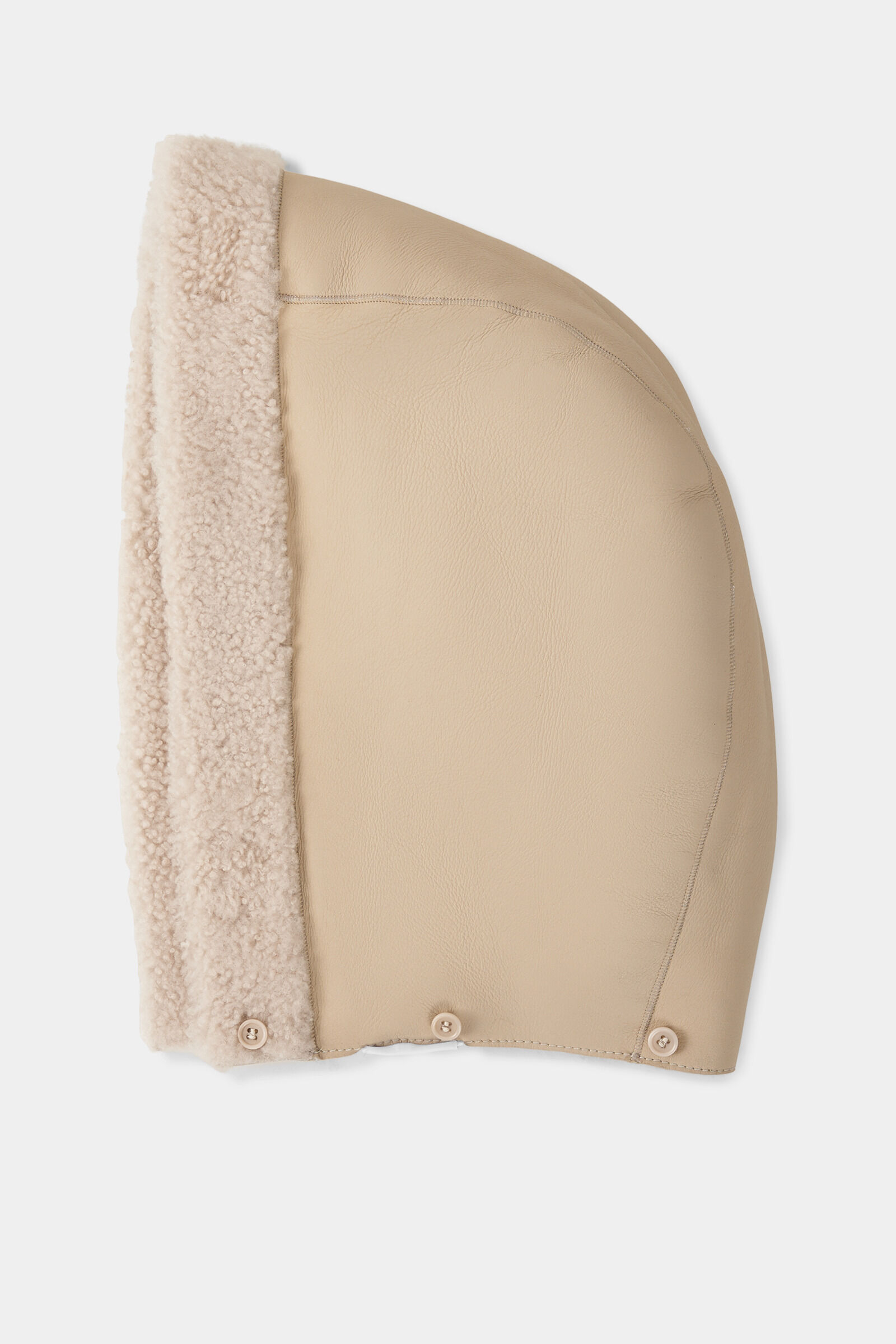 Furaya lambskin hood Beige