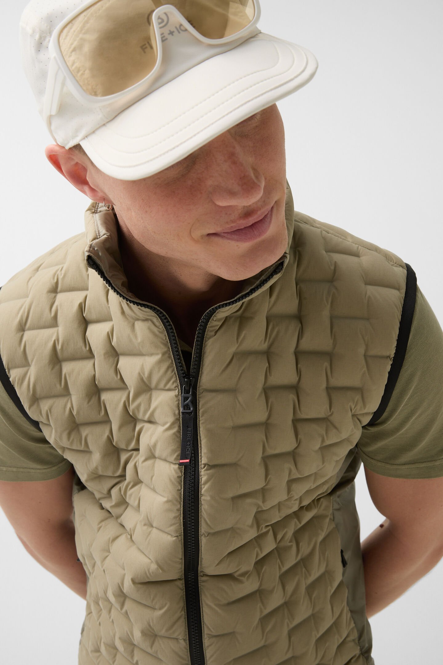 Gabriel lightweight down waistcoat Khaki