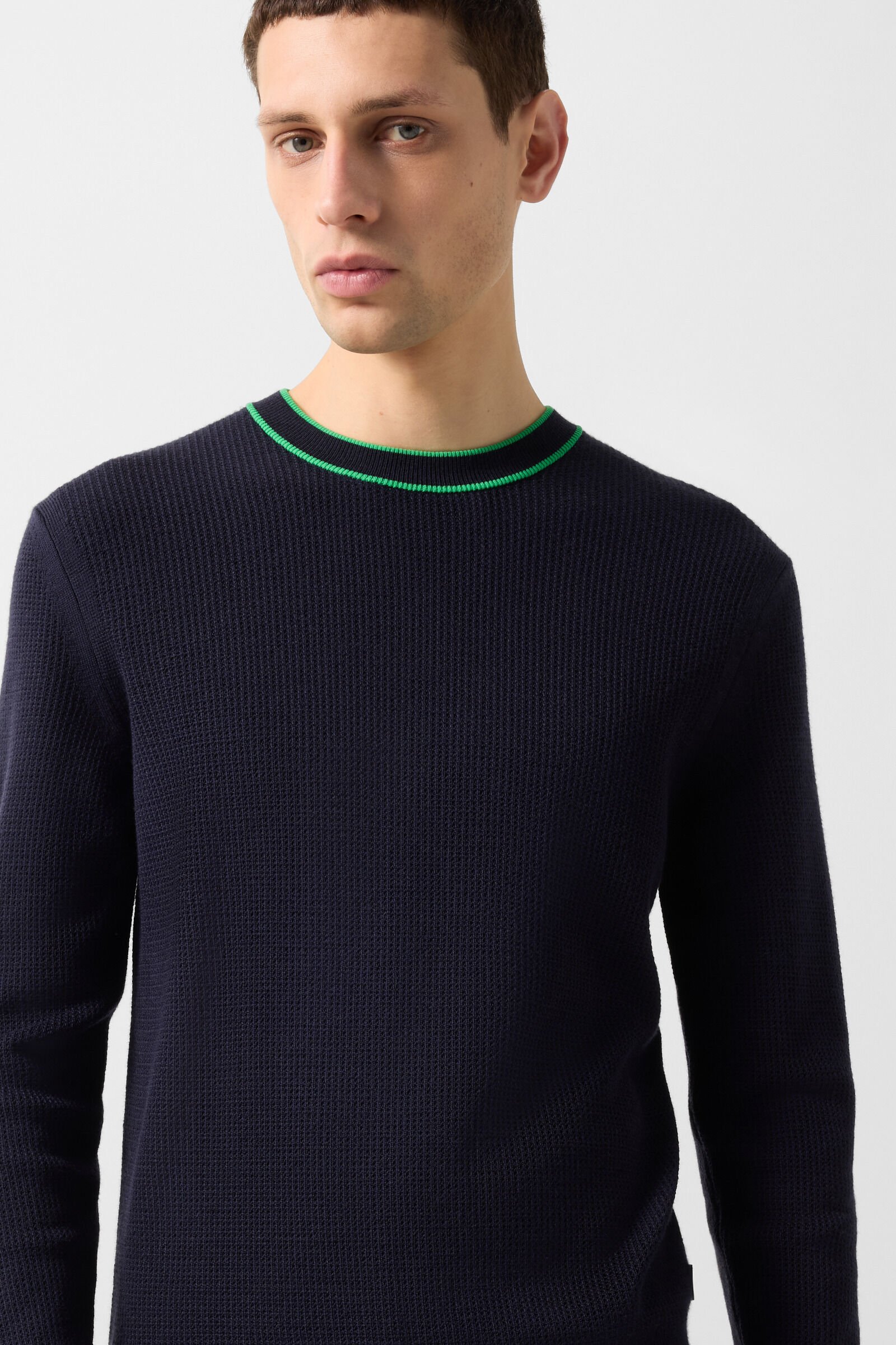 Pull Levin Bleu marine