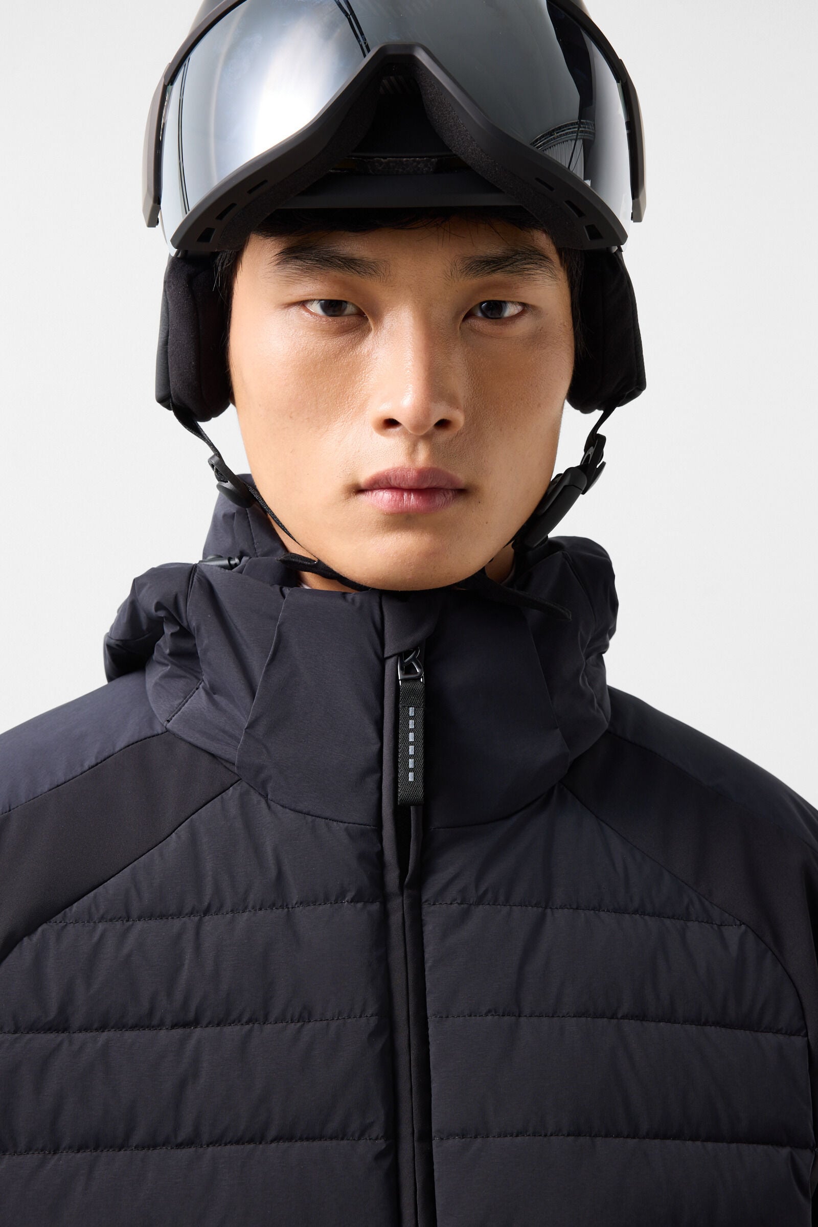 Hennik ski jacket Black