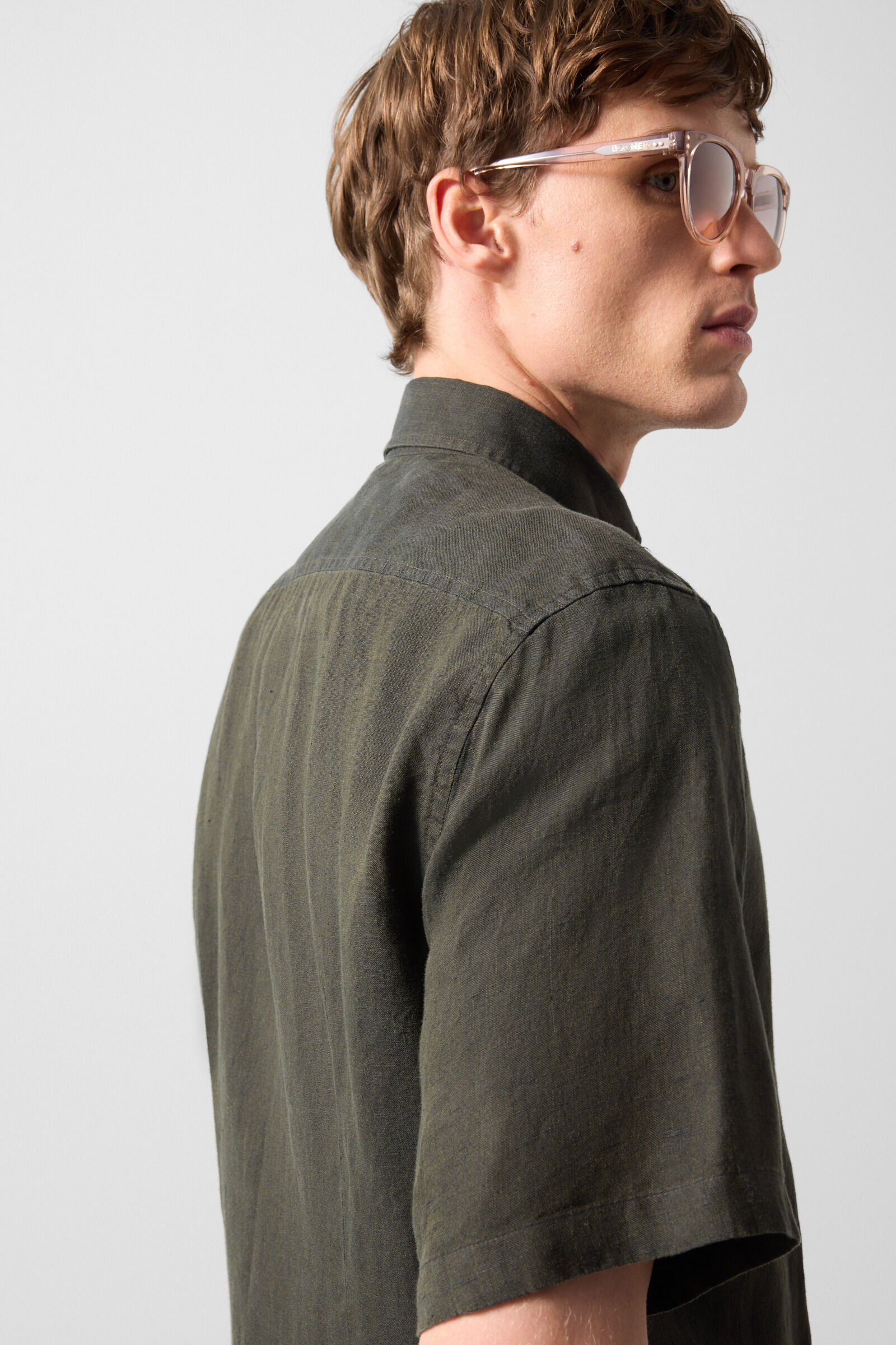 Leinen-Kurzarm-Hemd Lykos Oliv-Gr&uuml;n