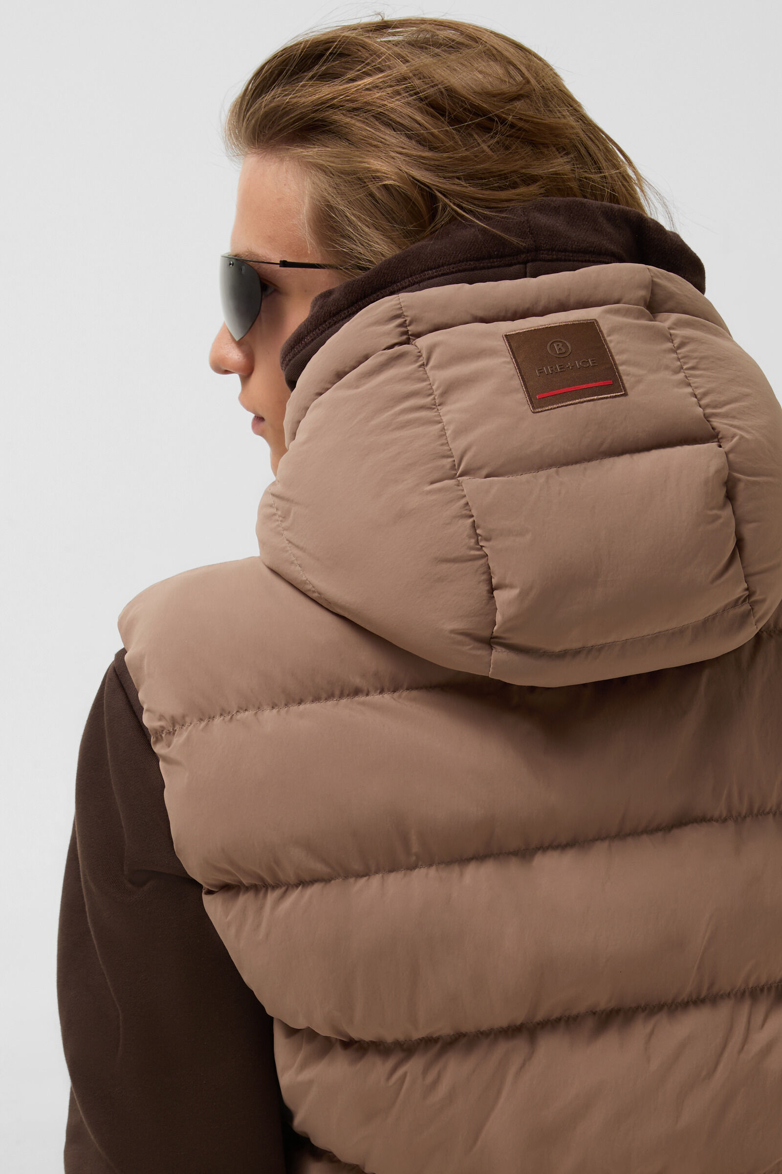 Howard quilted waistcoat Caramel