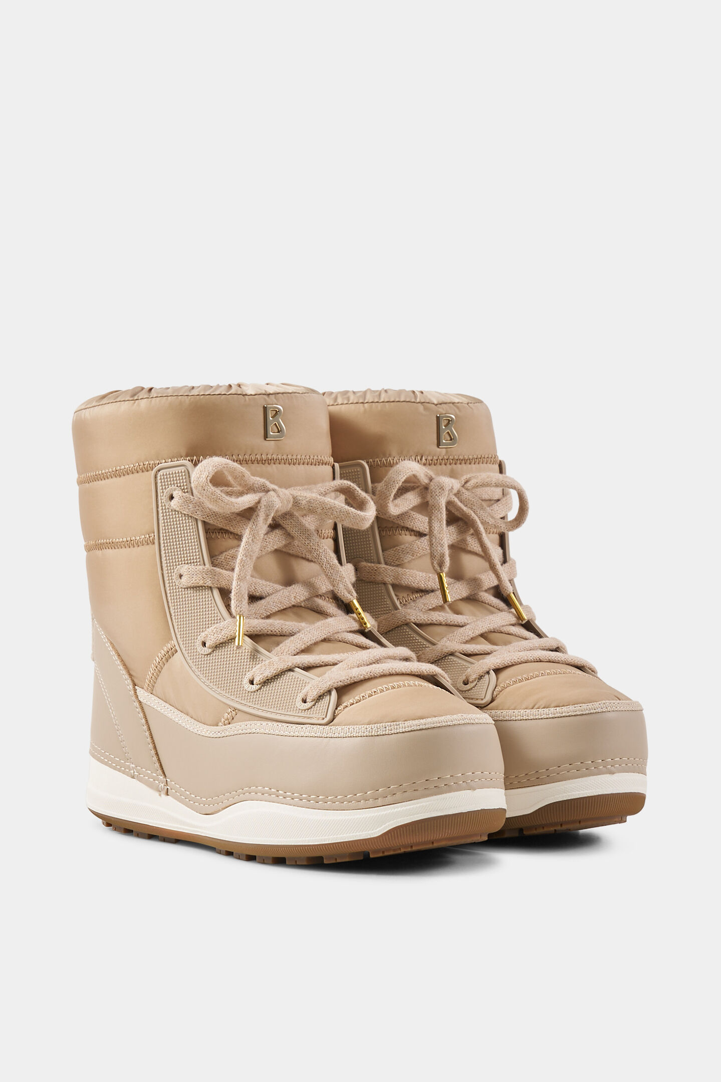 Snow Boots in La Plagne Beige
