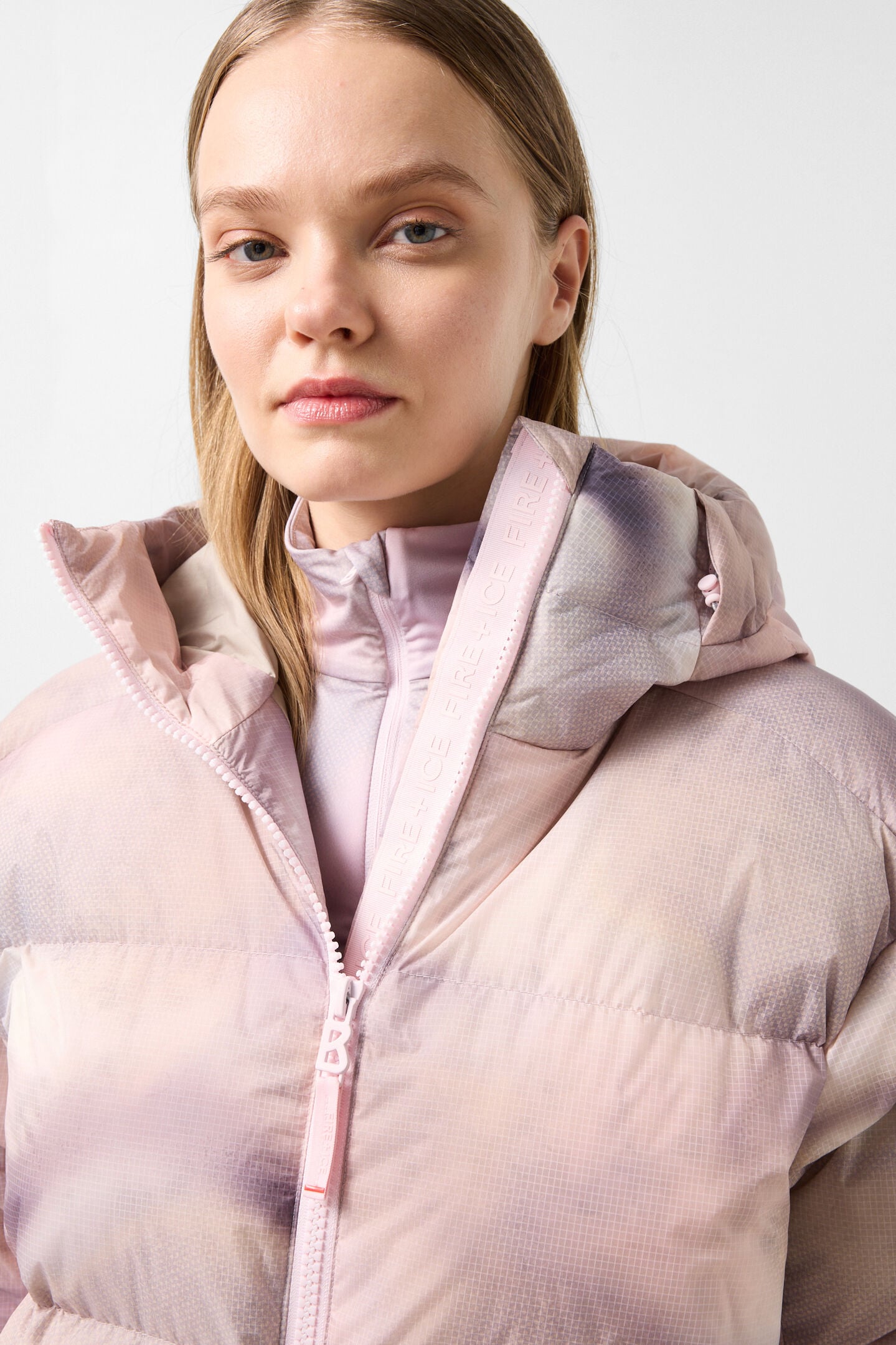 Vally Down Ski Jacket Beige/Pink