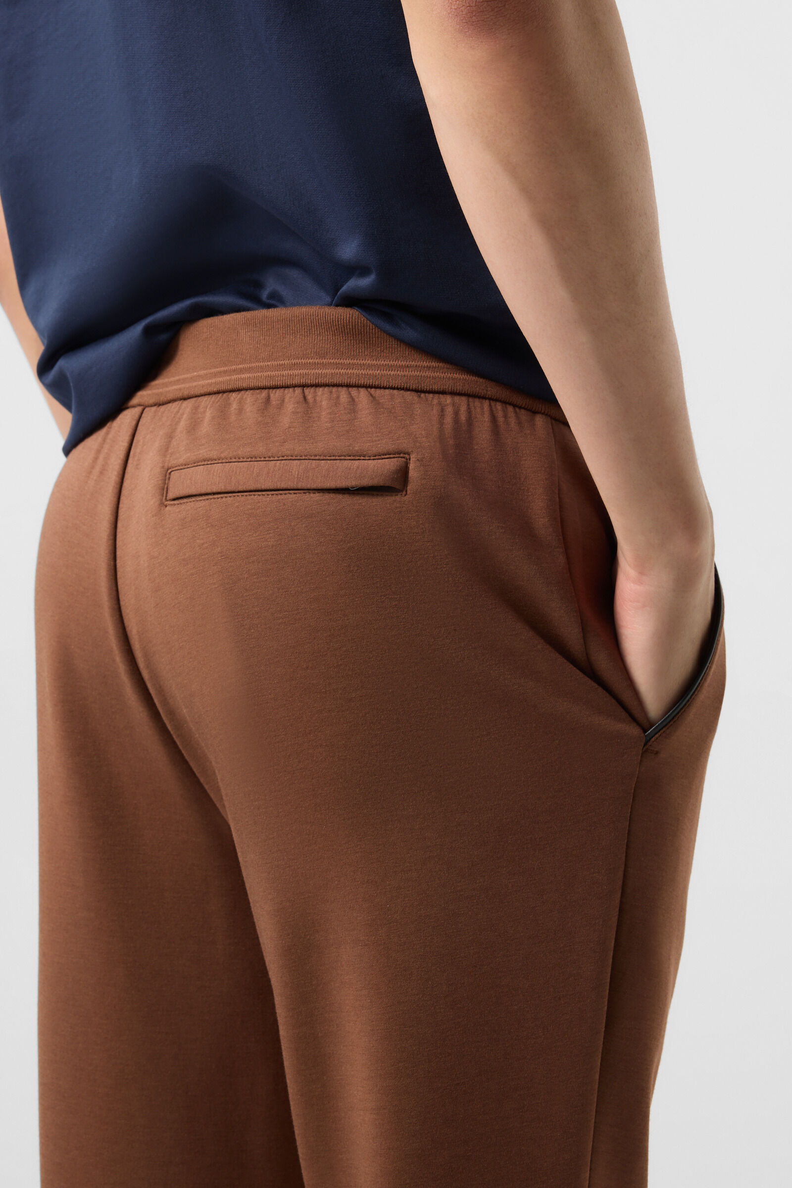 Shawn joggers Brown