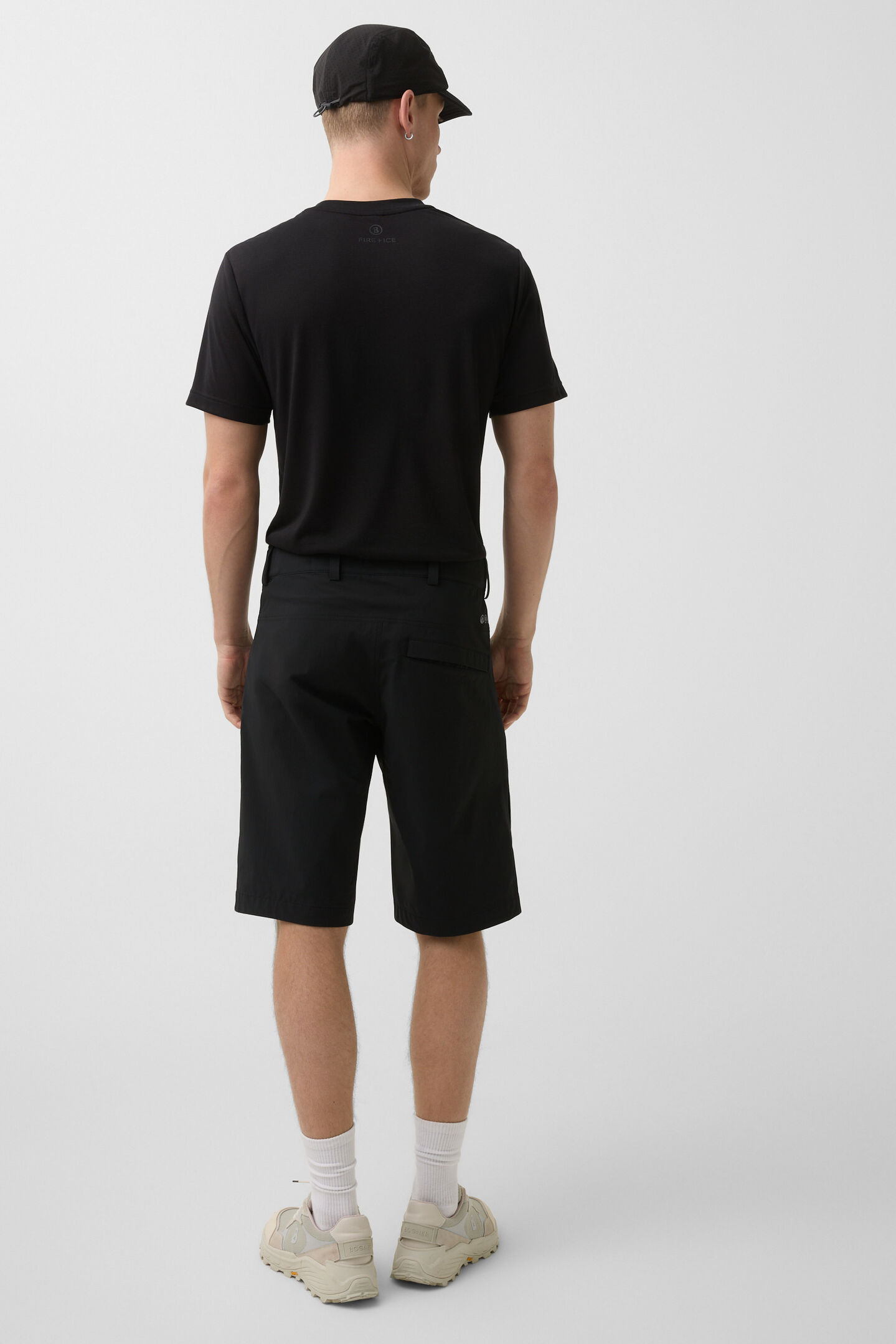 Cewan functional shorts Black