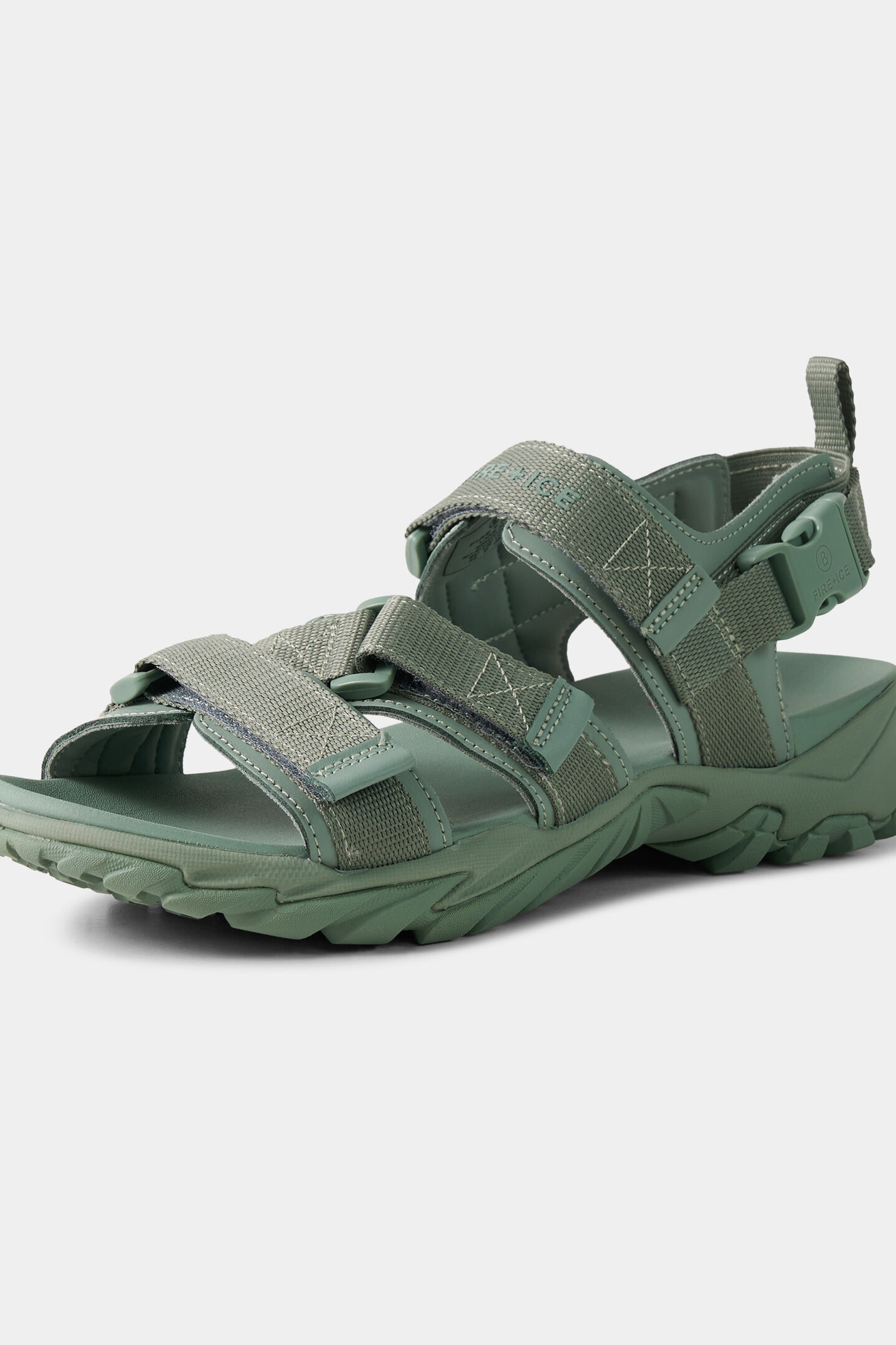 Sandals Lake Eucalyptus