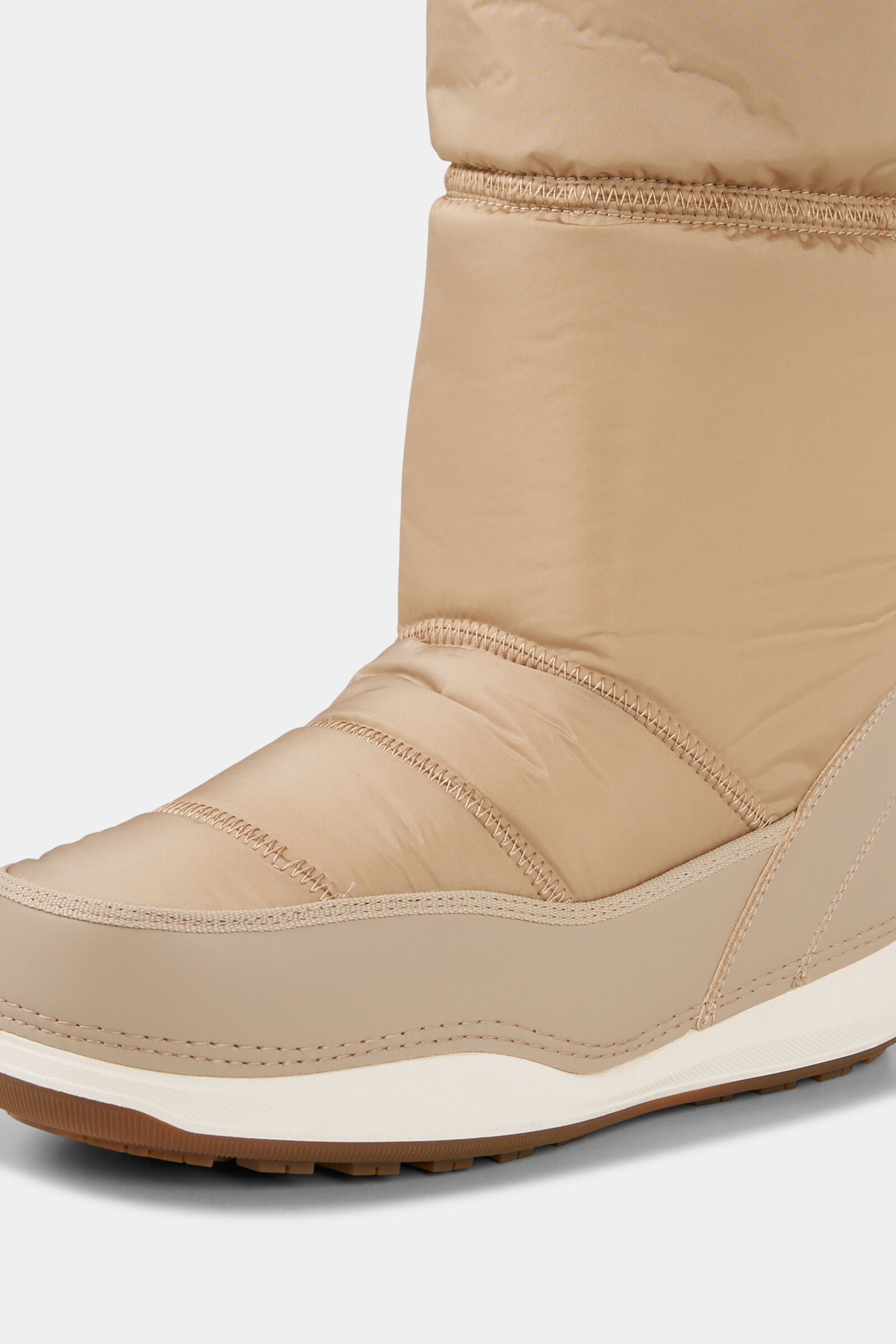 Overknee snow boots La Plagne Champagne