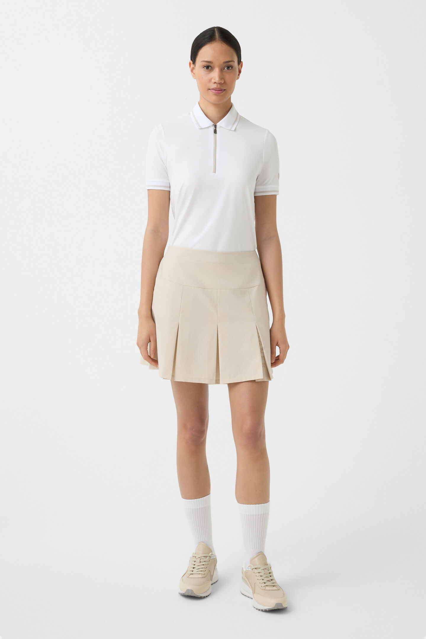 Lonie skort Sand
