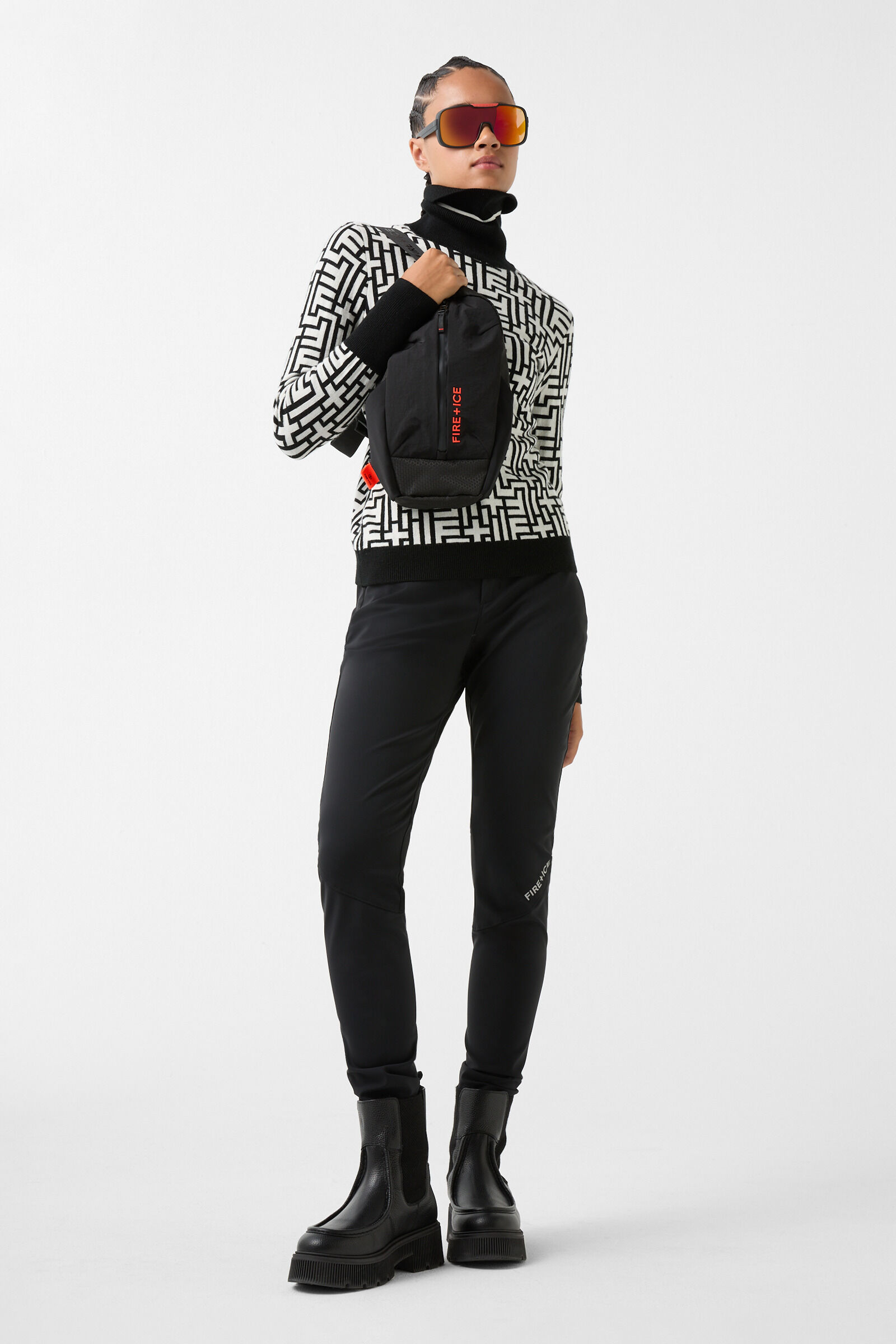 Sling bag Park City Loki Black