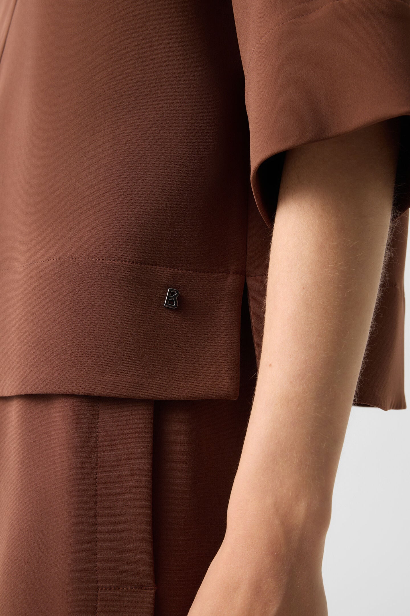 Enrica cr&ecirc;pe shirt Brown