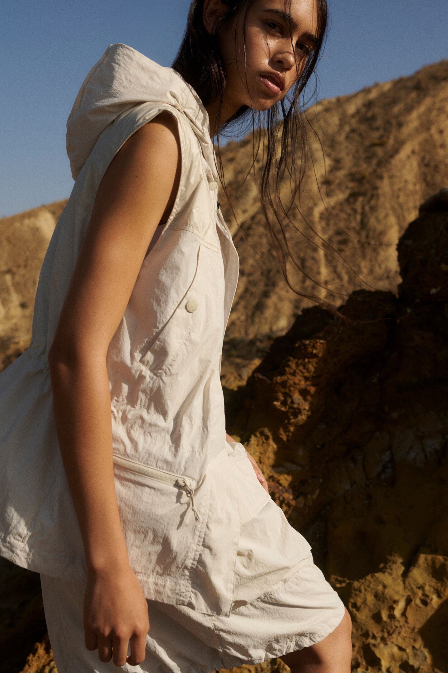 Nevie waistcoat Sand