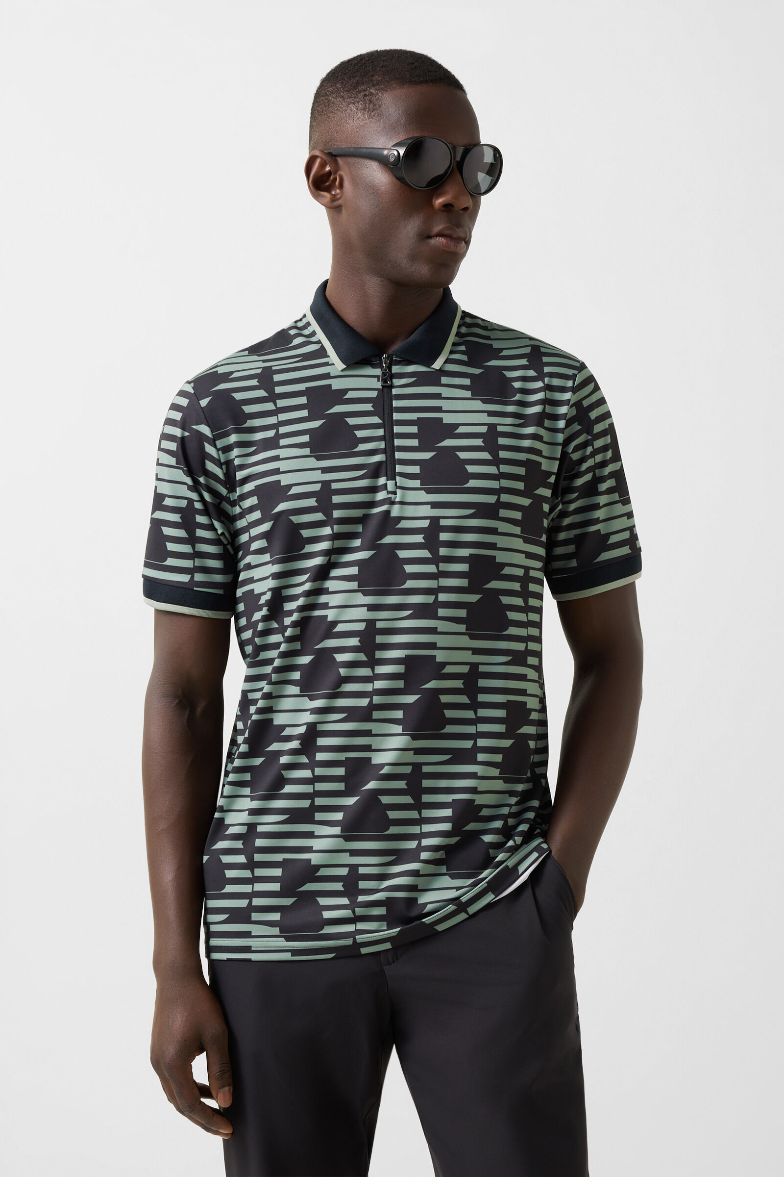 Funktions-Polo-Shirt Valentin Schwarz/Eukalyptus