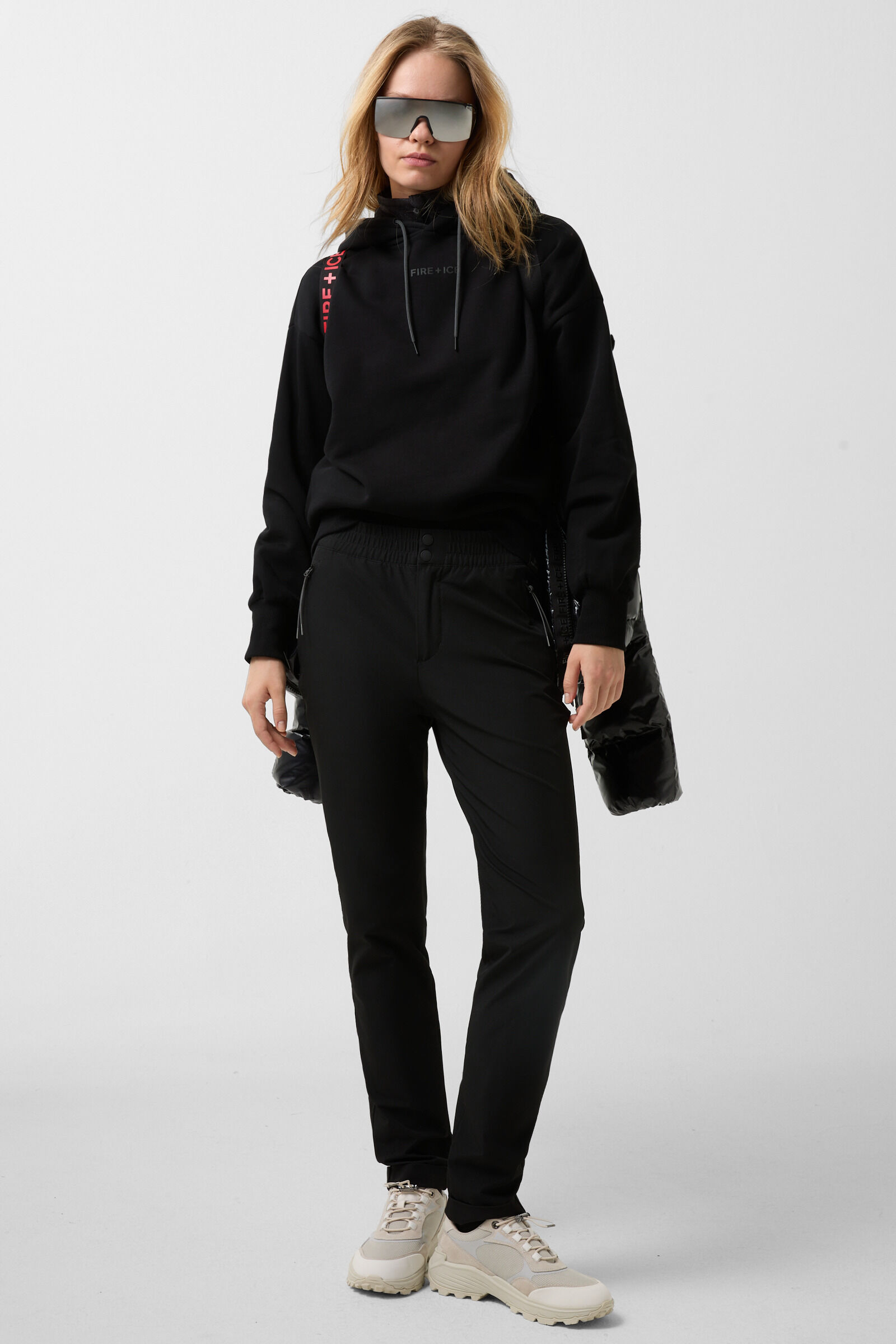 sweat &agrave; capuche Nelly Noir