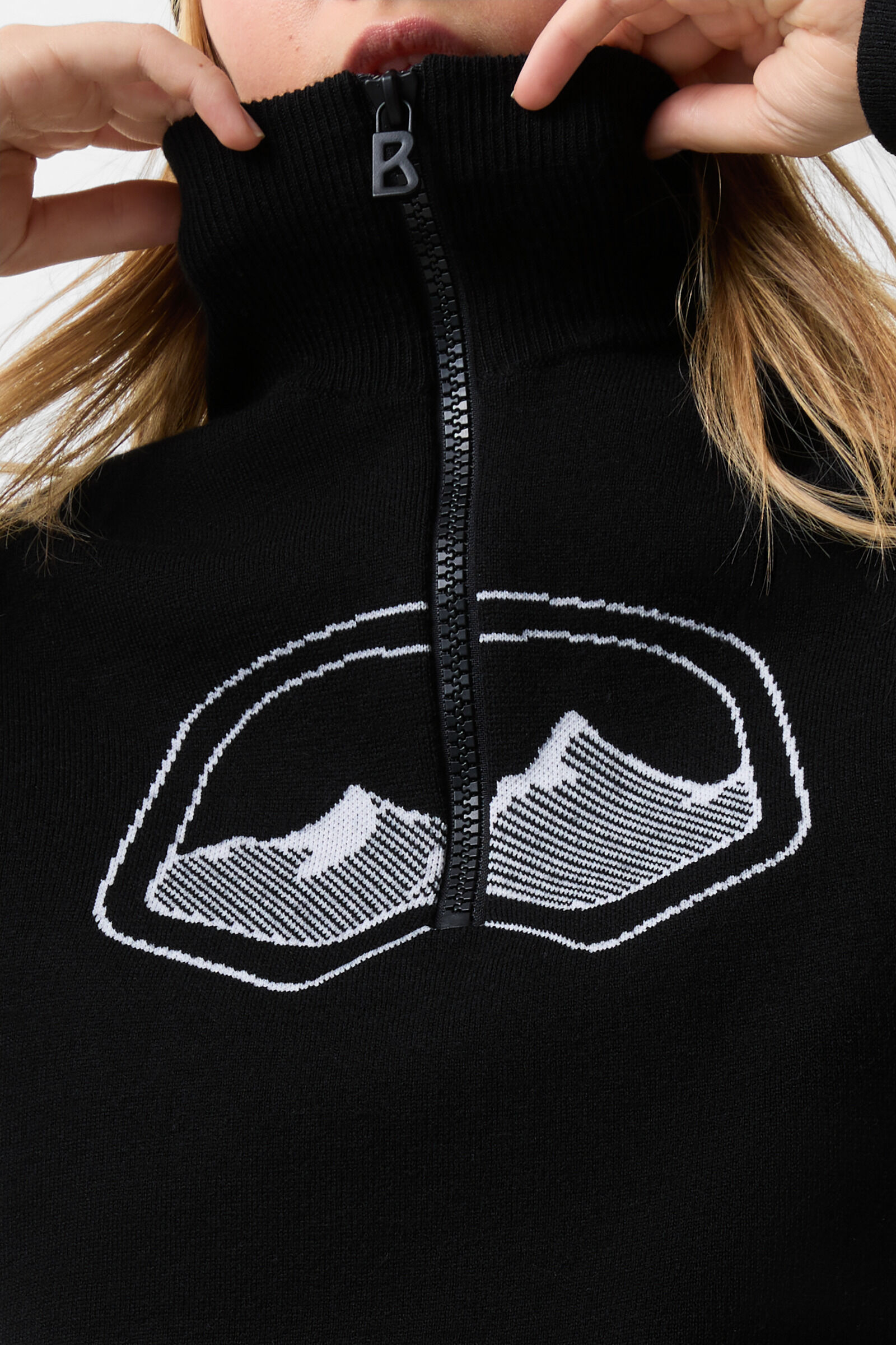 Knitted troyer Azra Black