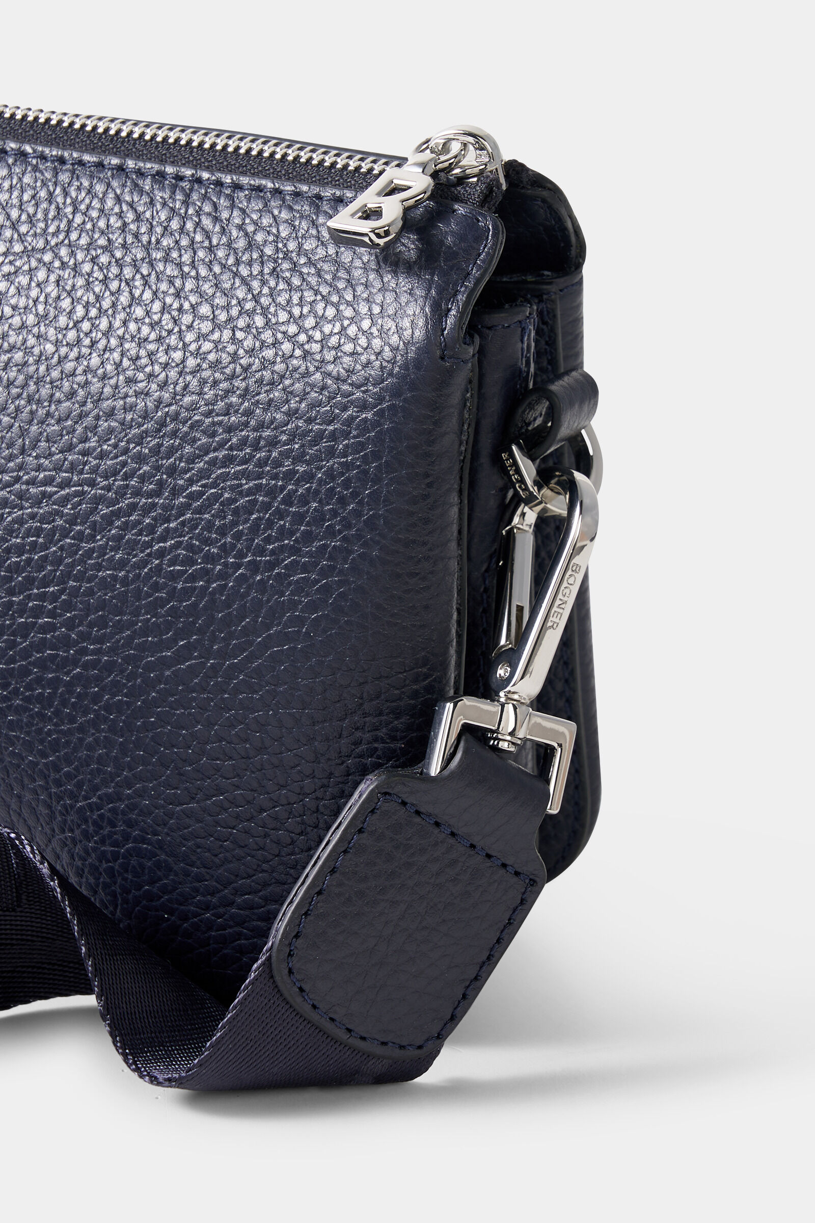 Wallis Taja shoulder bag Navy blue